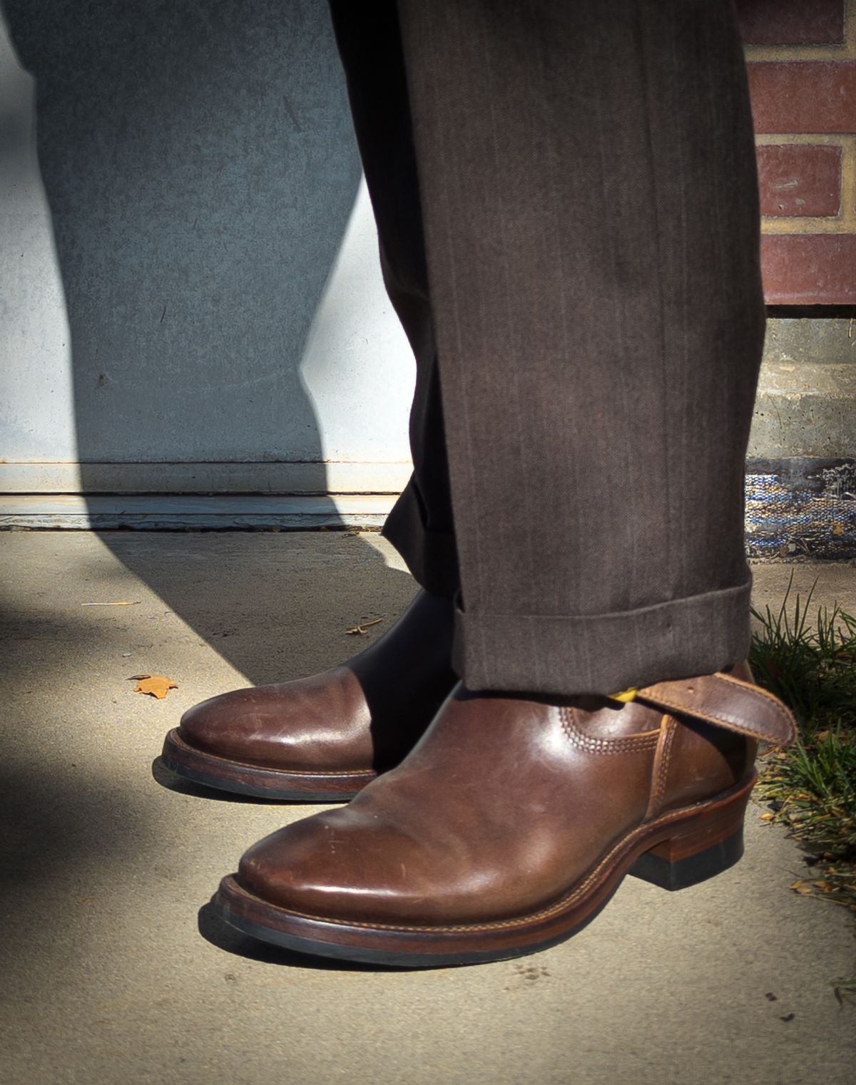 Photo by StarWarrior on October 27, 2025 of the Quan Shoemaker Engineer in Maryam Brown Horsebutt.