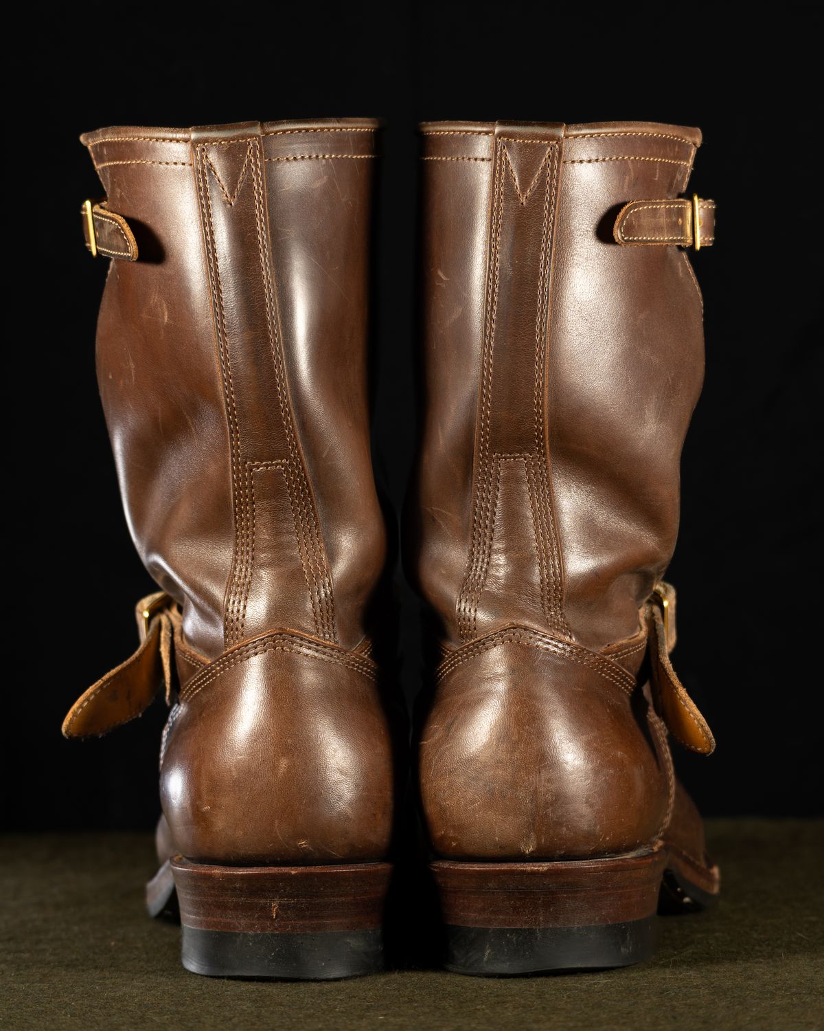 Photo by Frugal.Sole on January 6, 2026 of the Quan Shoemaker Engineer in Maryam Brown Horsebutt.