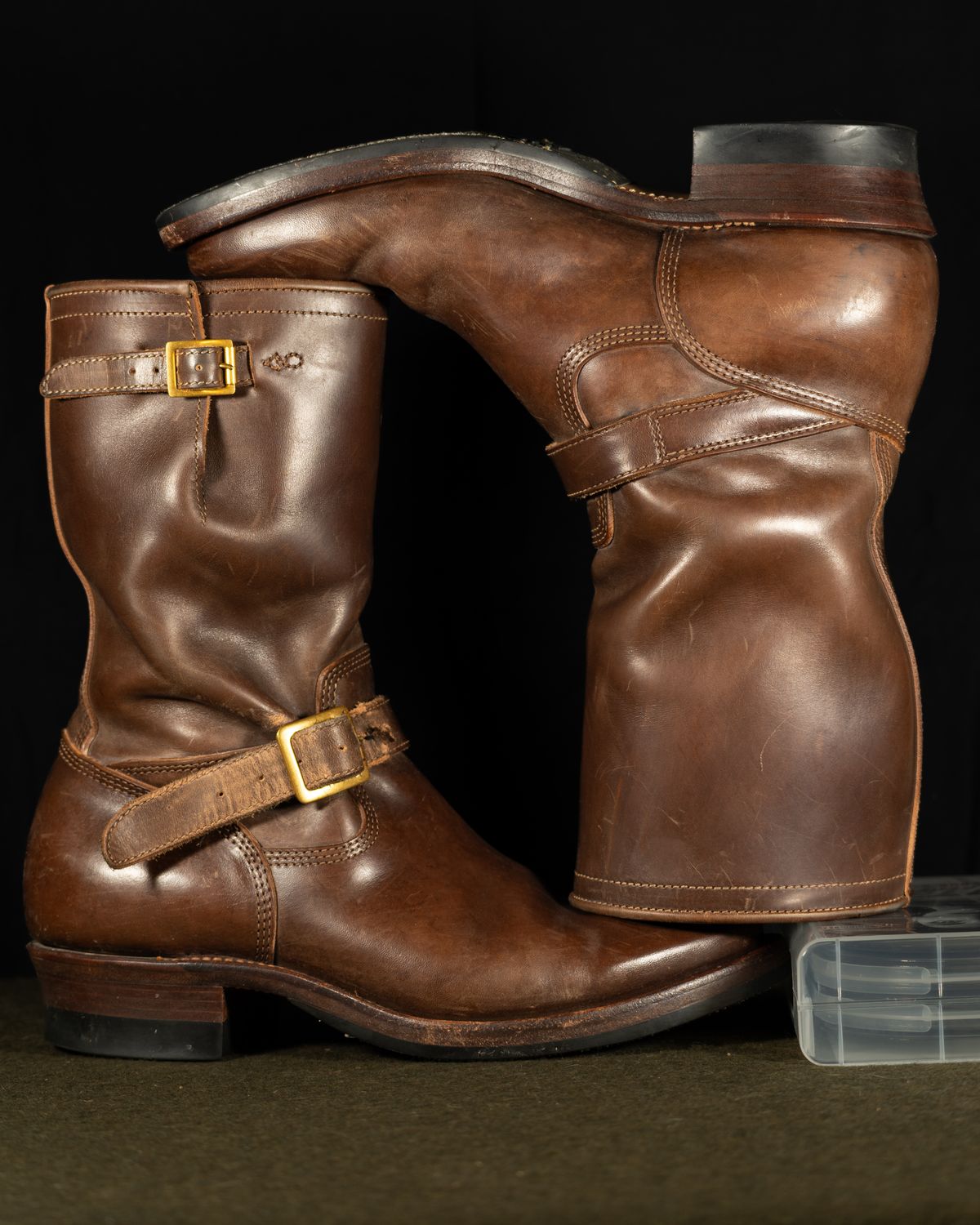 Photo by Frugal.Sole on January 6, 2026 of the Quan Shoemaker Engineer in Maryam Brown Horsebutt.