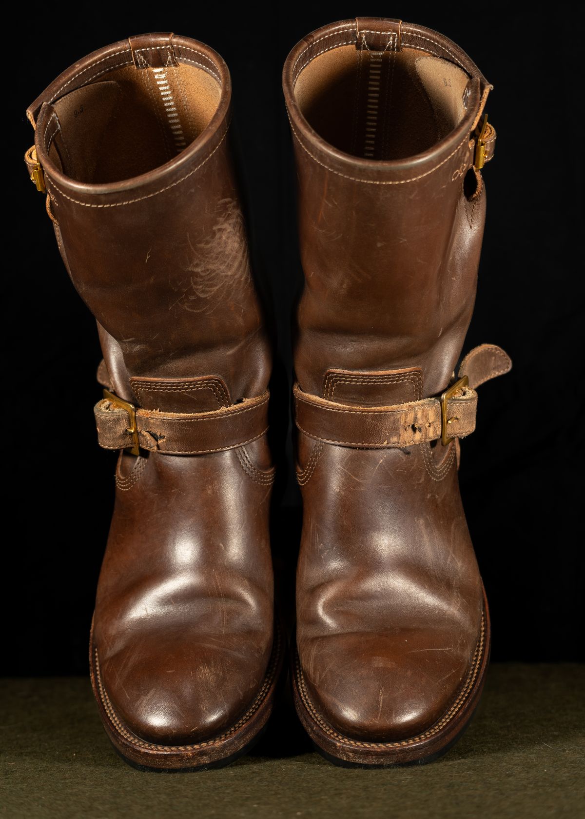 Photo by Frugal.Sole on January 6, 2026 of the Quan Shoemaker Engineer in Maryam Brown Horsebutt.