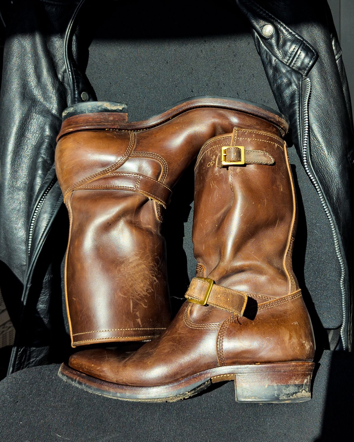 Photo by Frugal.Sole on February 5, 2026 of the Quan Shoemaker Engineer in Maryam Brown Horsebutt.