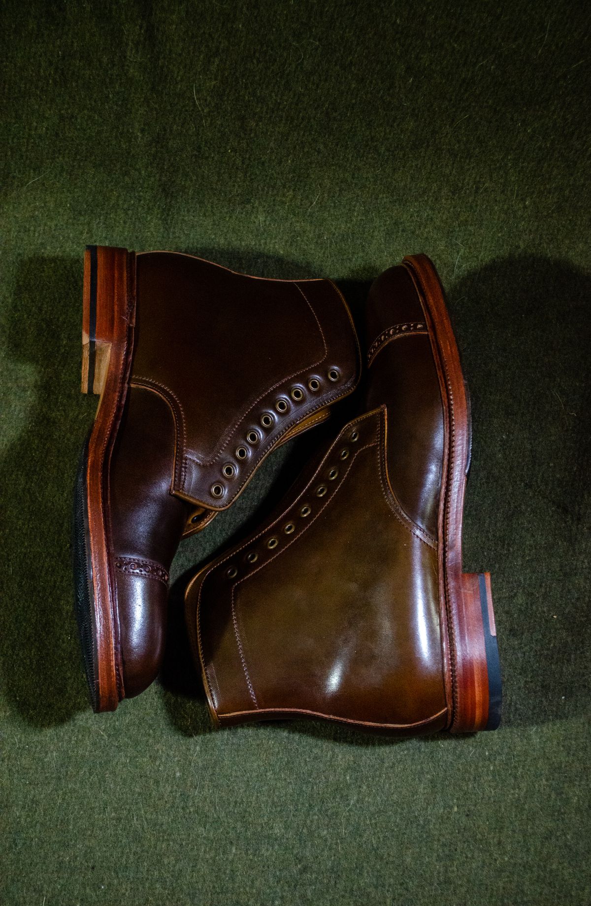 Photo by StarWarrior on October 2, 2024 of the Meermin Derby Boot in Shinki Olive Shell Cordovan.