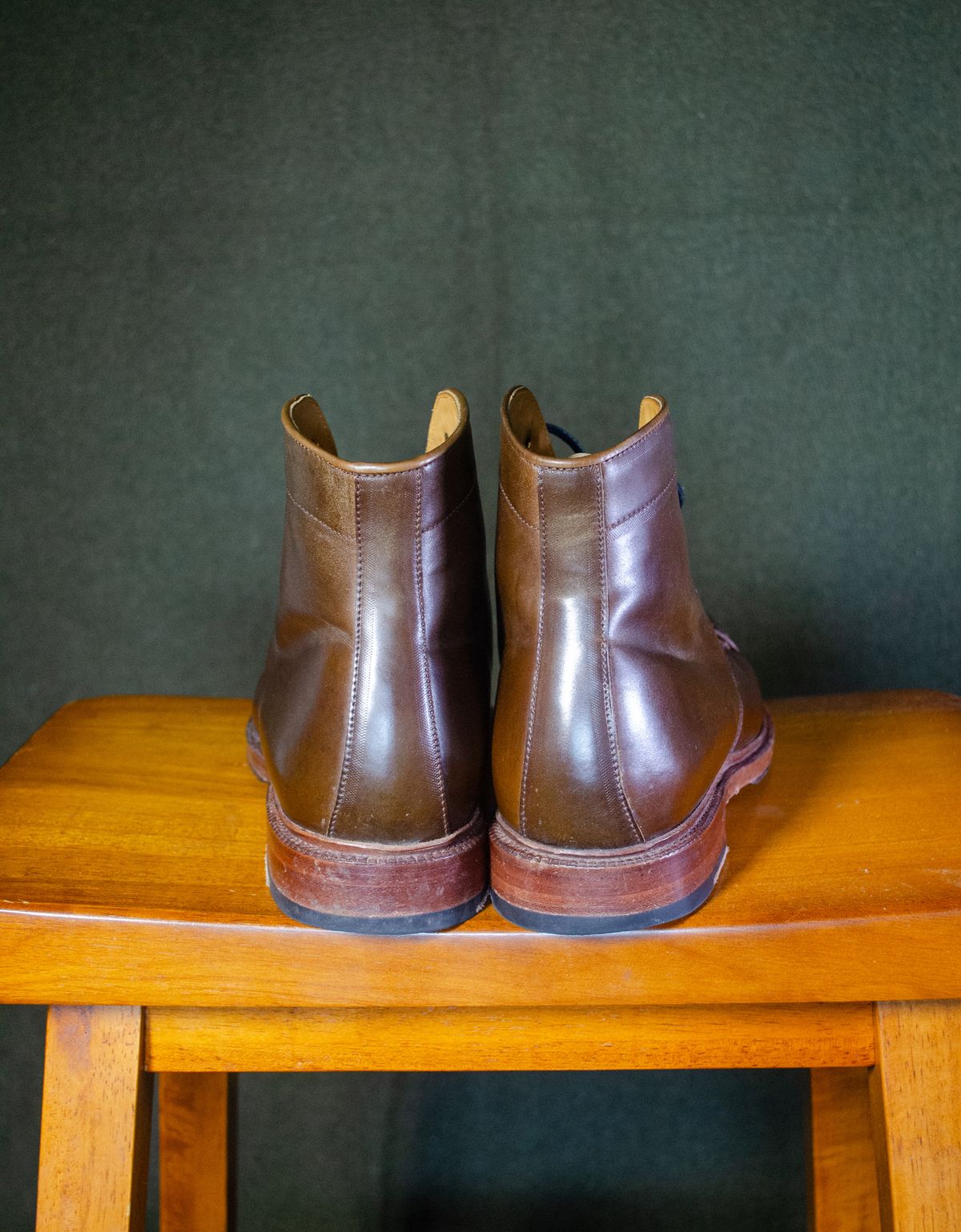 Photo by StarWarrior on November 5, 2024 of the Meermin Derby Boot in Shinki Olive Shell Cordovan.