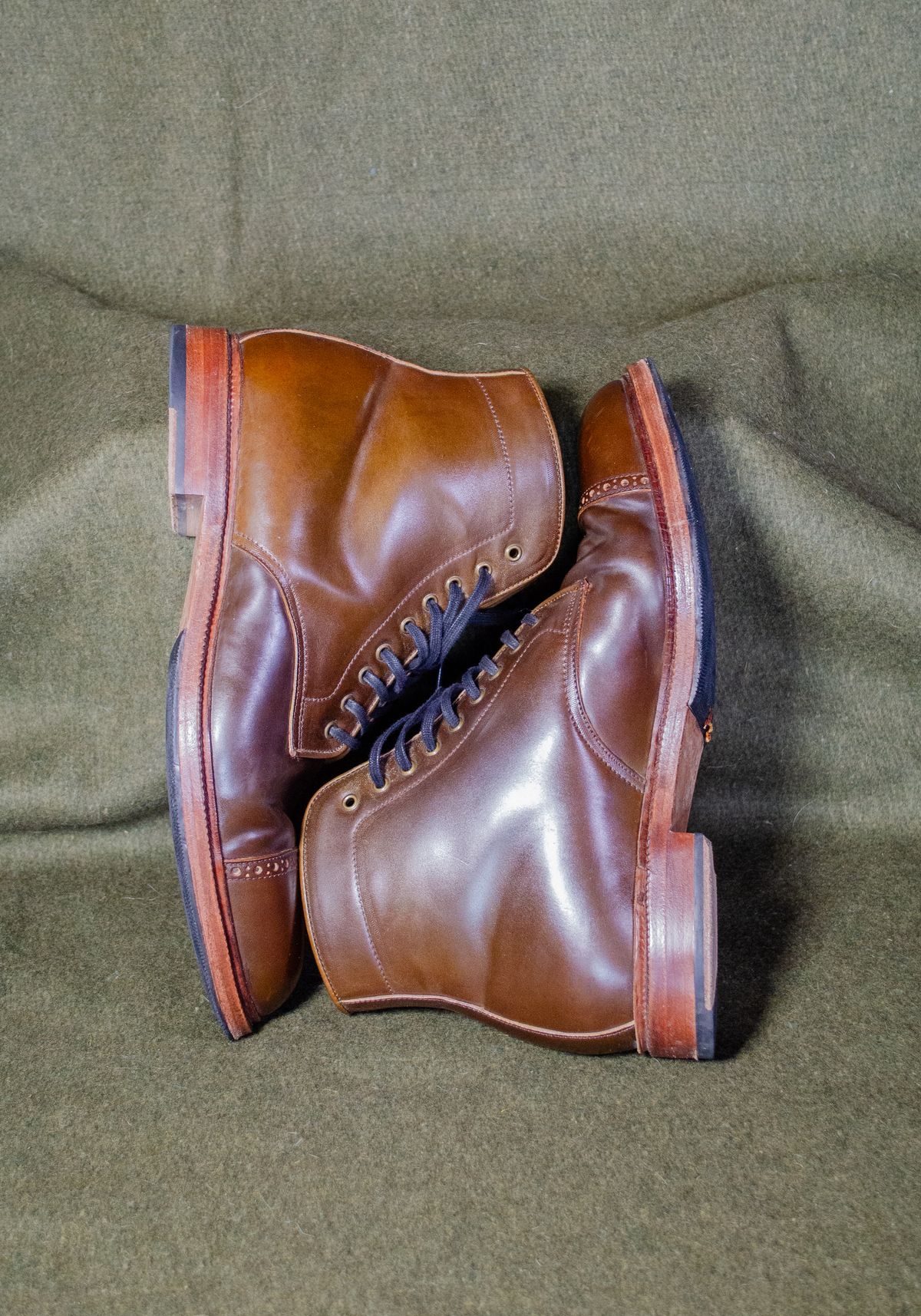 Photo by StarWarrior on November 5, 2024 of the Meermin Derby Boot in Shinki Olive Shell Cordovan.