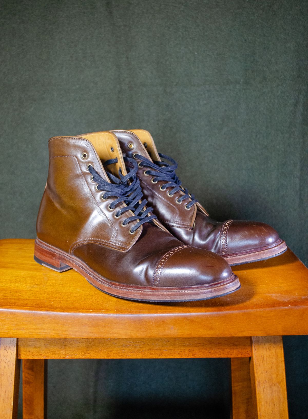 Photo by StarWarrior on November 5, 2024 of the Meermin Derby Boot in Shinki Olive Shell Cordovan.