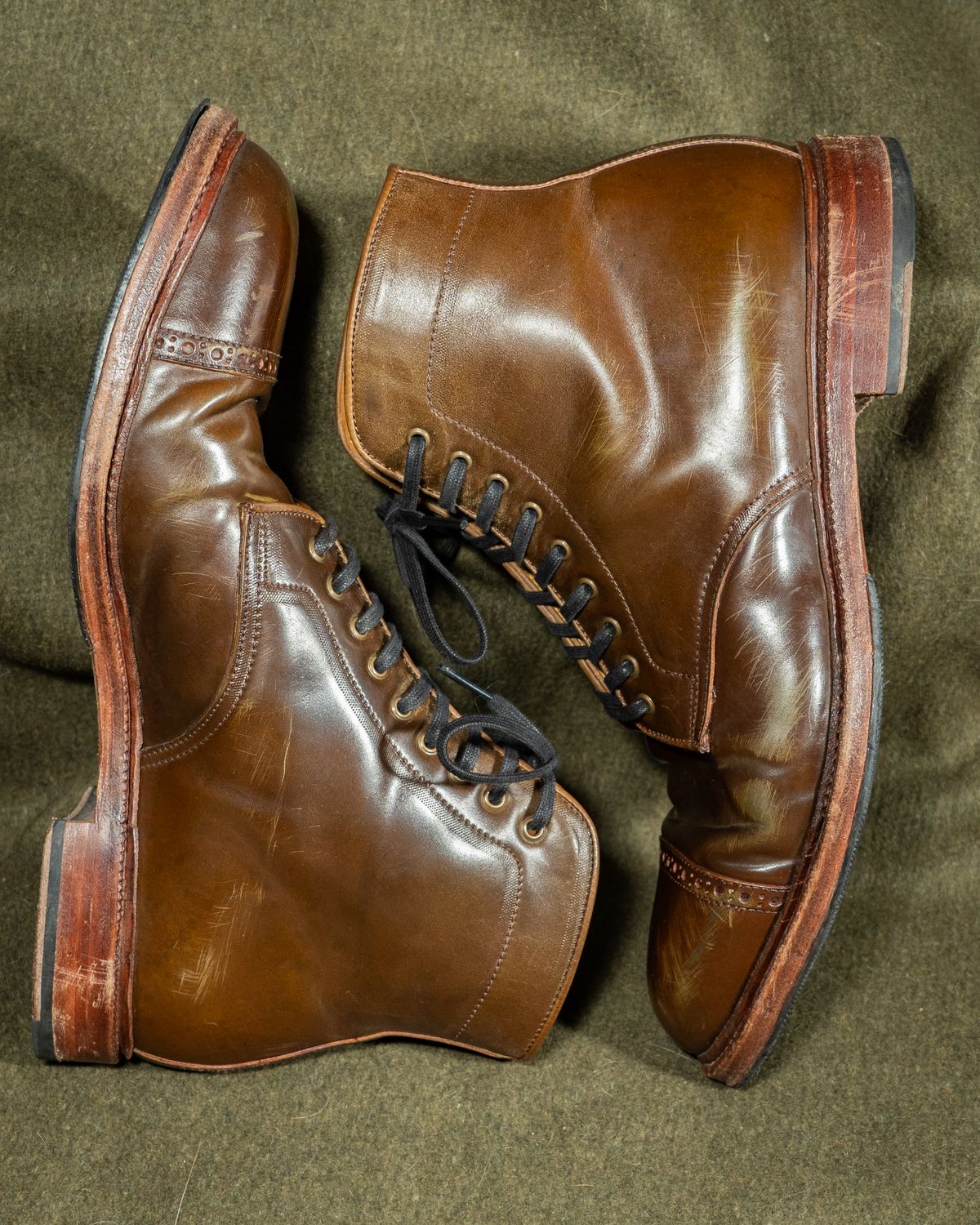 Photo by StarWarrior on January 3, 2025 of the Meermin Derby Boot in Shinki Olive Shell Cordovan.