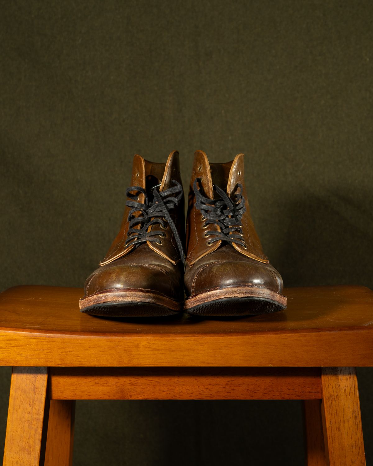 Photo by StarWarrior on February 5, 2025 of the Meermin Derby Boot in Shinki Olive Shell Cordovan.