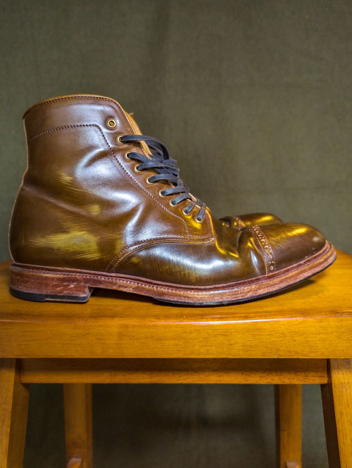 Photo by StarWarrior on March 5, 2025 of the Meermin Derby Boot in Shinki Olive Shell Cordovan.