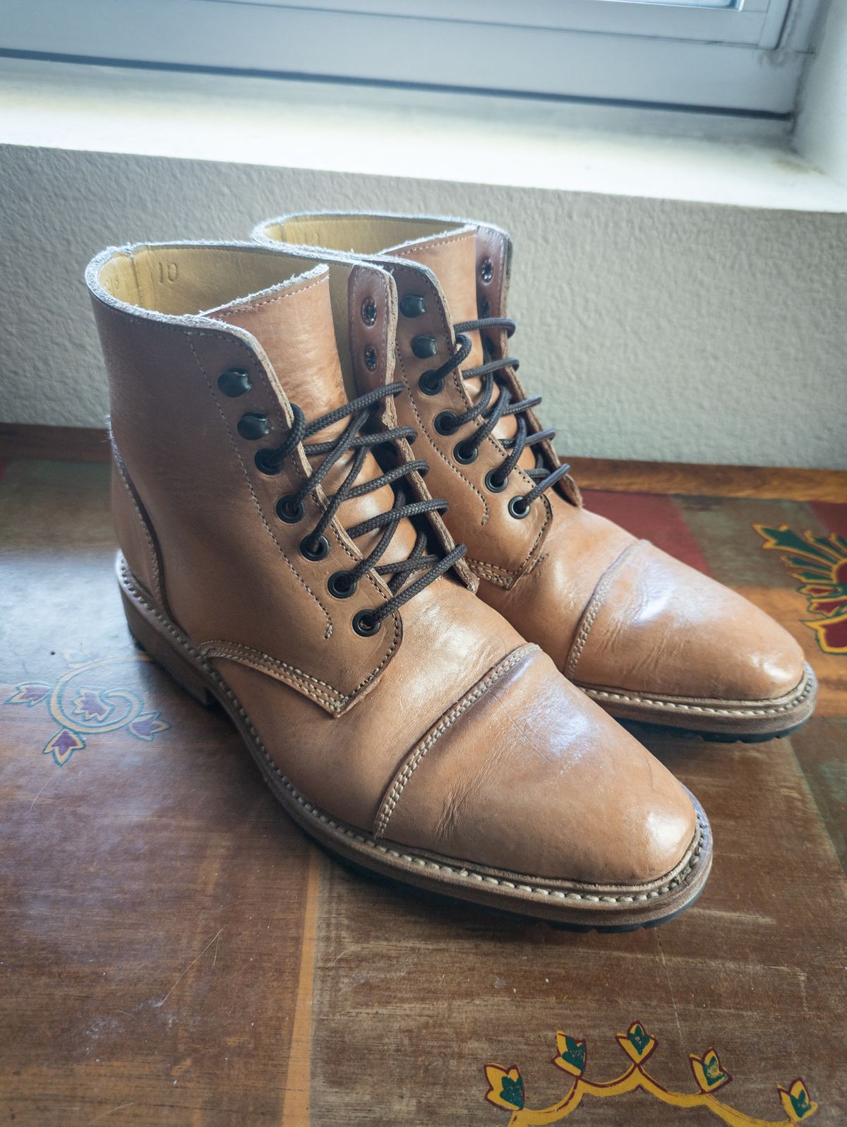 Photo by StarWarrior on April 26, 2023 of the John Doe Shoes 420 in Horween Russet Horsehide Strips.