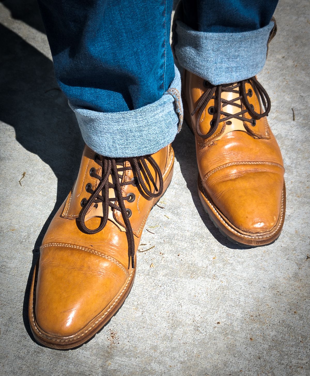 Photo by StarWarrior on June 13, 2023 of the John Doe Shoes 420 in Horween Russet Horsehide Strips.