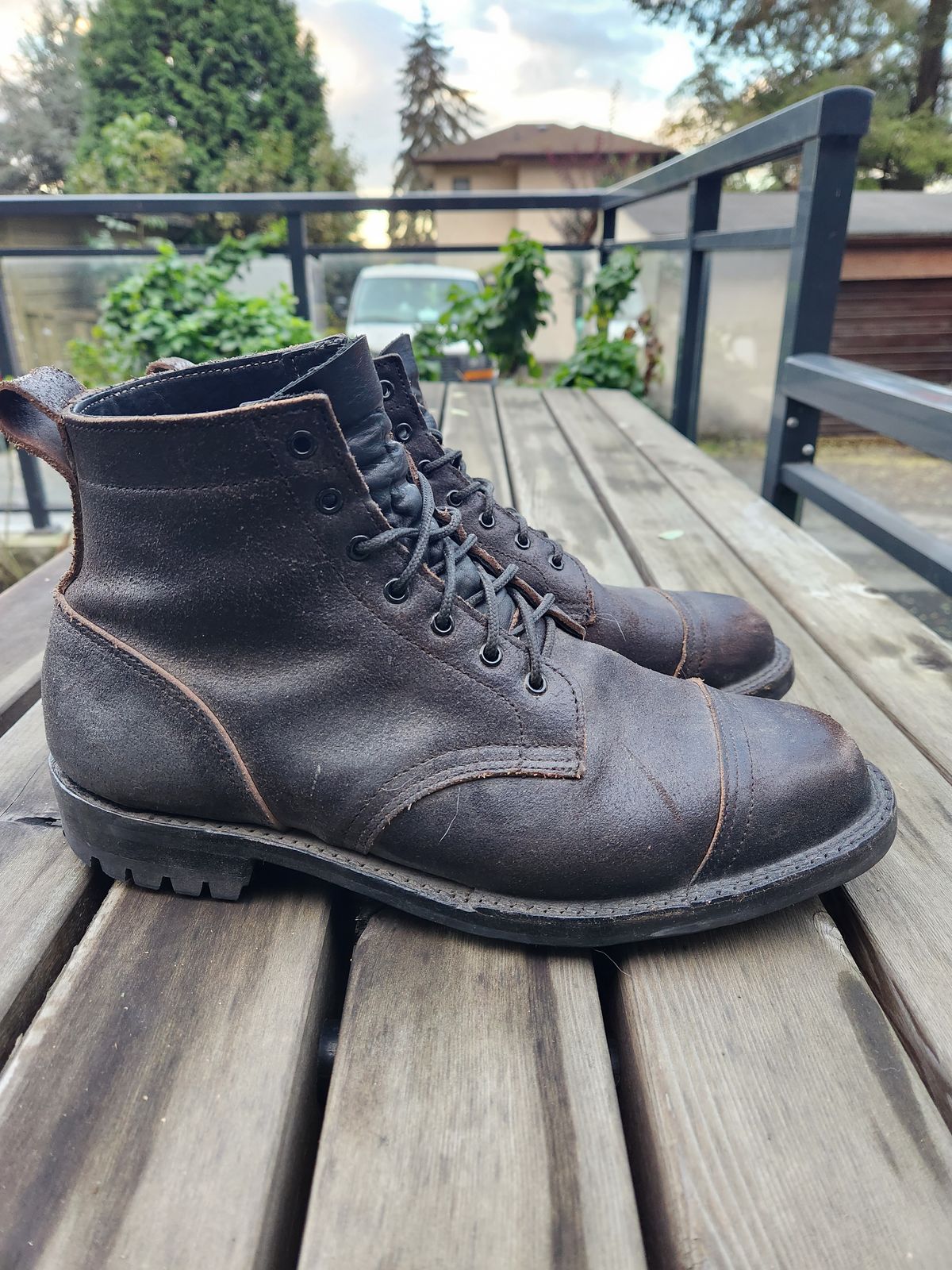 Photo by pnydm on November 5, 2022 of the Truman Service Boot in Horween Black Waxed Flesh.