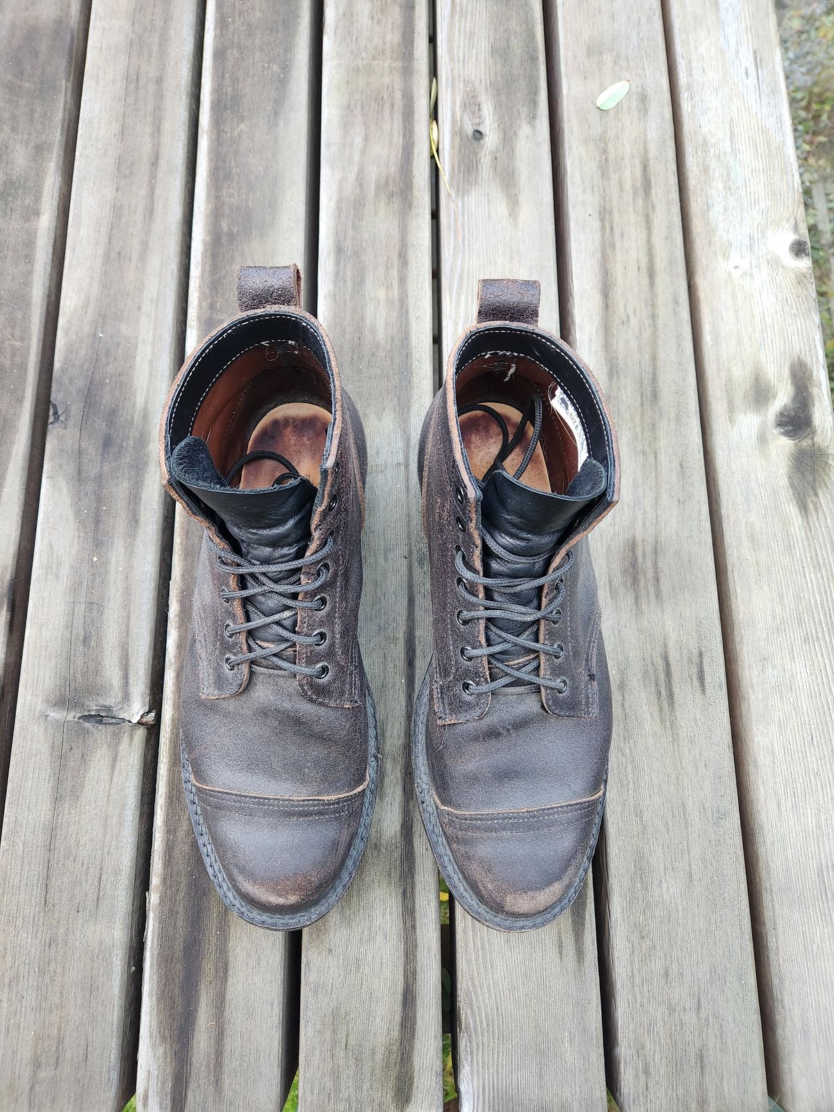 Photo by pnydm on November 5, 2022 of the Truman Service Boot in Horween Black Waxed Flesh.