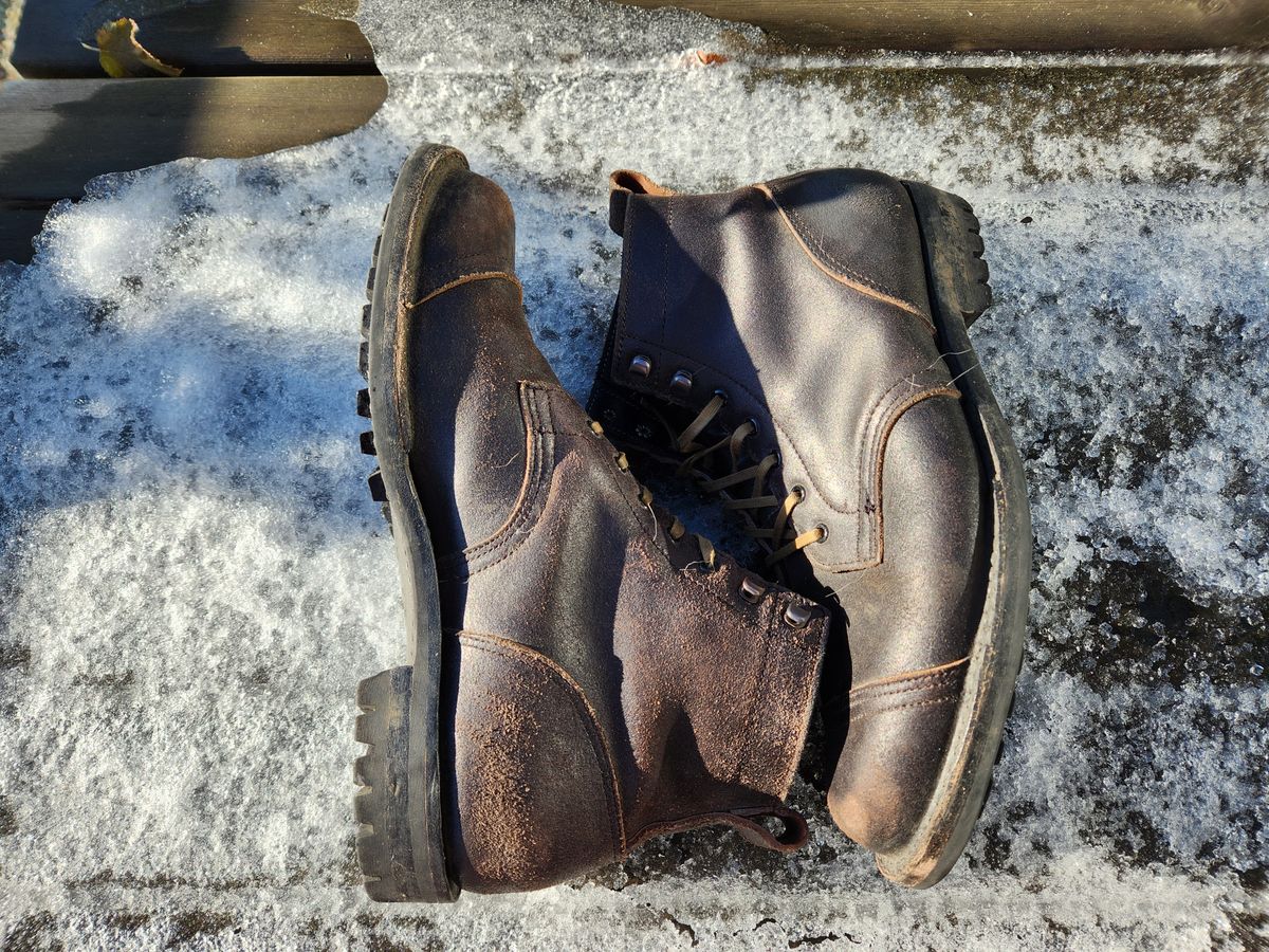 Photo by pnydm on December 5, 2022 of the Truman Service Boot in Horween Black Waxed Flesh.