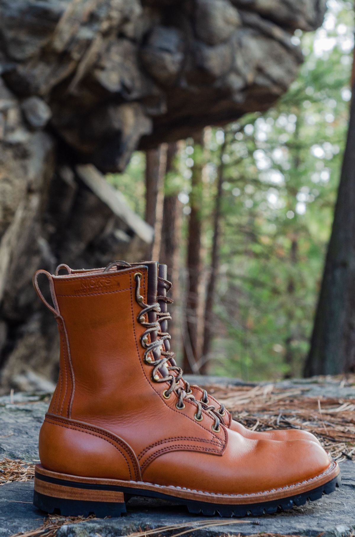 Photo by grainandtwill on December 6, 2021 of the Nicks Overlander in Wickett & Craig Tan English Bridle.