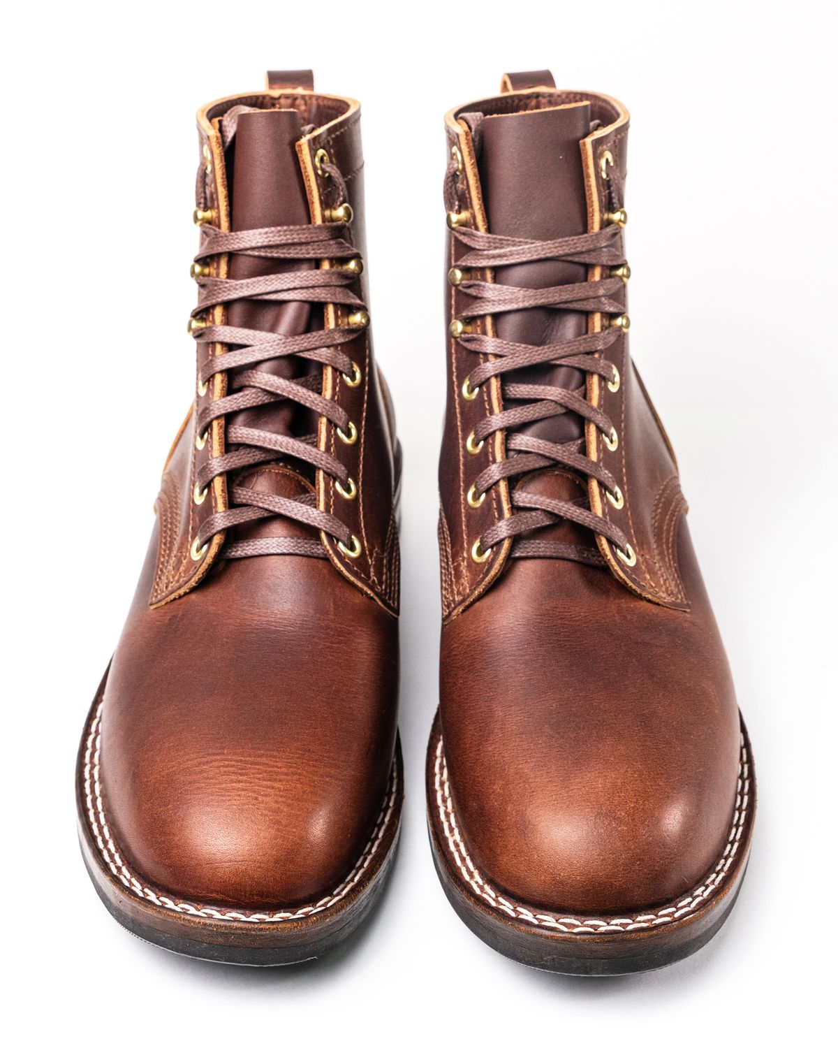Photo by grainandtwill on November 4, 2023 of the Nicks Falcon in Italian Brown Cypress.
