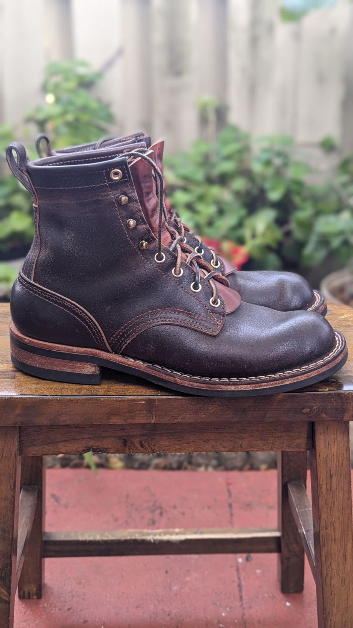 Photo by GreatAldini on January 5, 2024 of the Nicks Falcon in Horween Brown Waxed Flesh.