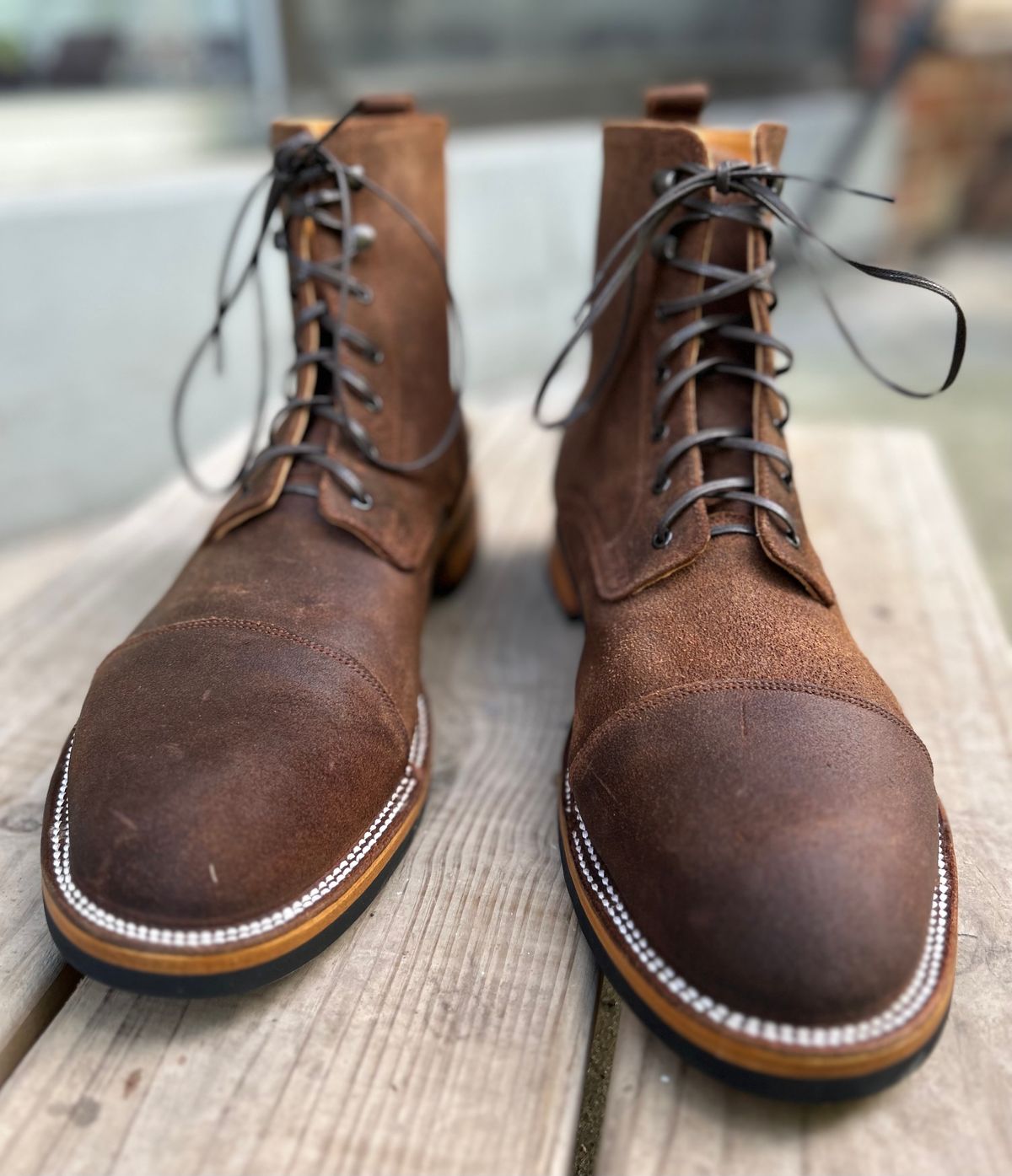 Photo by heritage_boots_obsessed on October 1, 2023 of the TAFT Stitchdown Legacy Boot in C.F. Stead Rust Waxy Commander Suede.