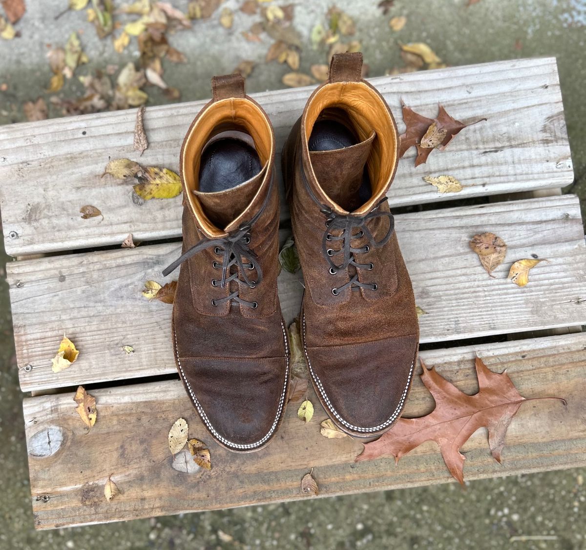 Photo by heritage_boots_obsessed on December 2, 2023 of the TAFT Stitchdown Legacy Boot in C.F. Stead Rust Waxy Commander Suede.