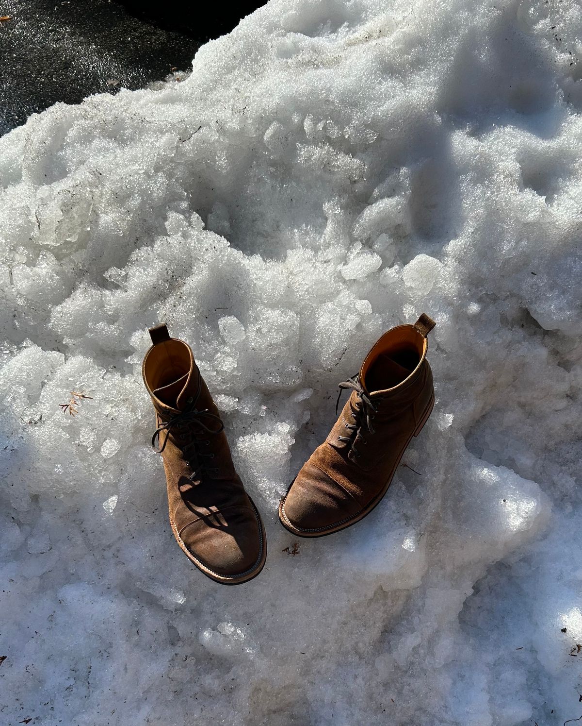 Photo by heritage_boots_obsessed on February 4, 2024 of the TAFT Stitchdown Legacy Boot in C.F. Stead Rust Waxy Commander Suede.