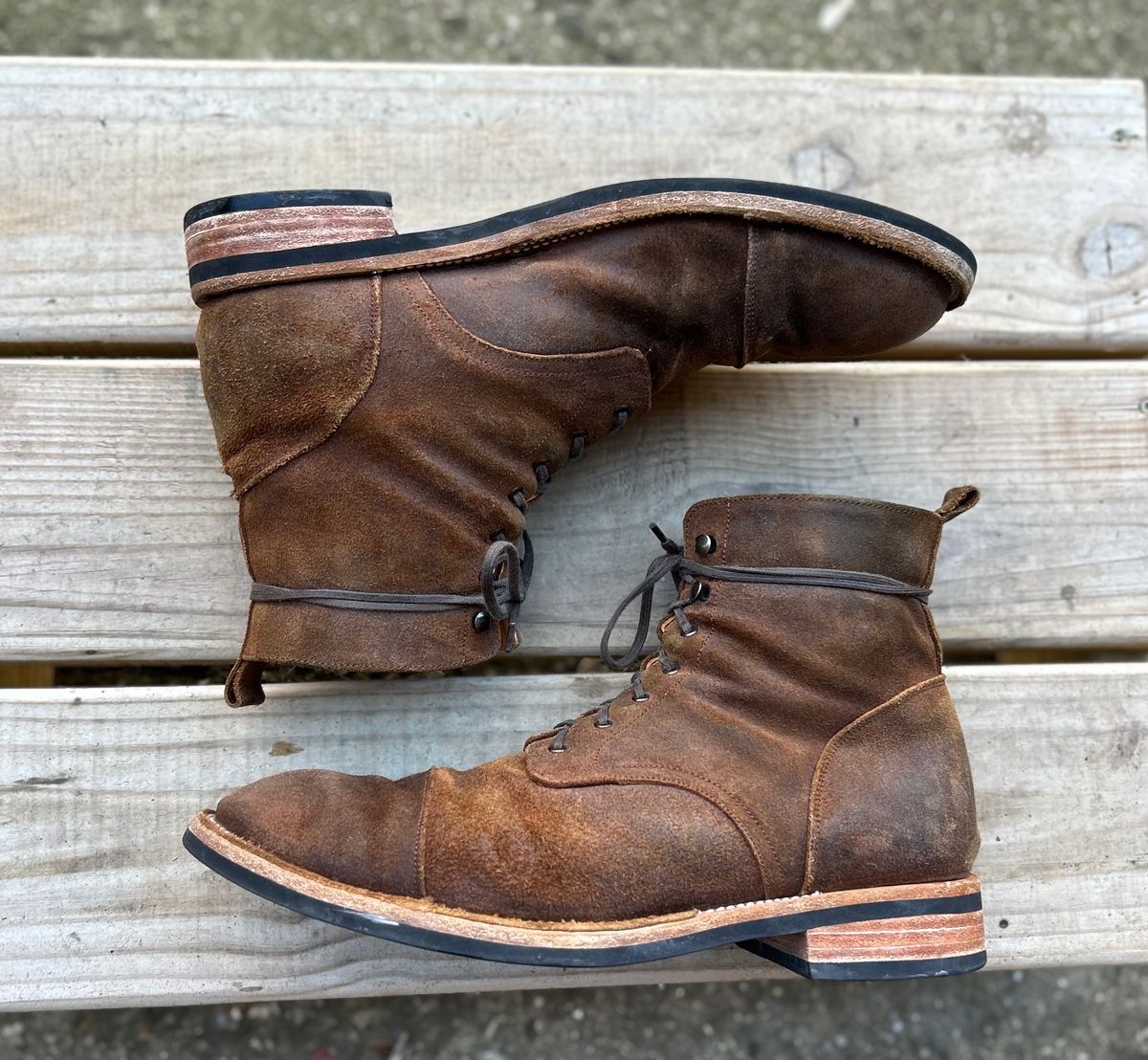 Photo by heritage_boots_obsessed on February 4, 2024 of the TAFT Stitchdown Legacy Boot in C.F. Stead Rust Waxy Commander Suede.