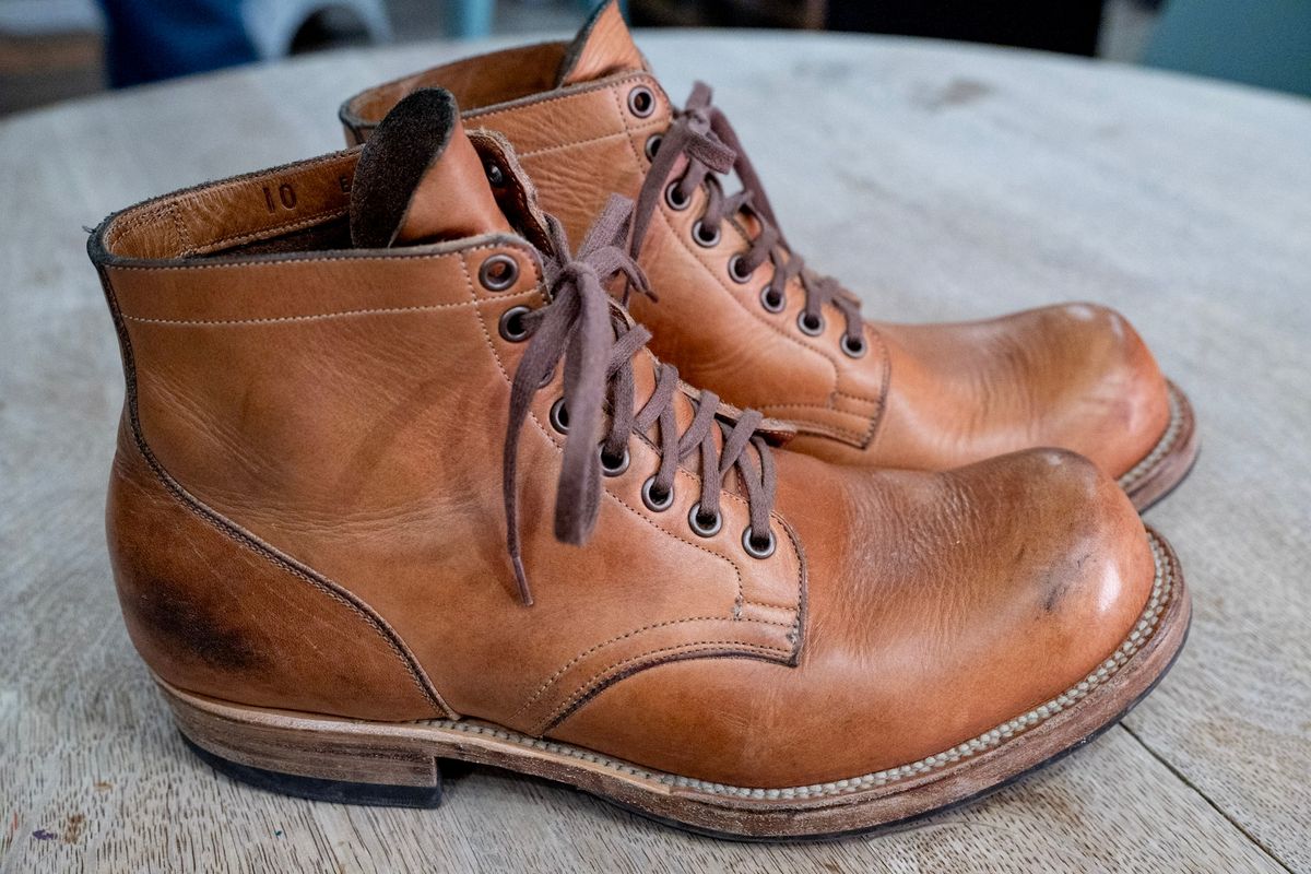 Photo by rustic.boots on December 5, 2024 of the Viberg Service Boot in Horween Raw Natural Wolly Chromexcel.