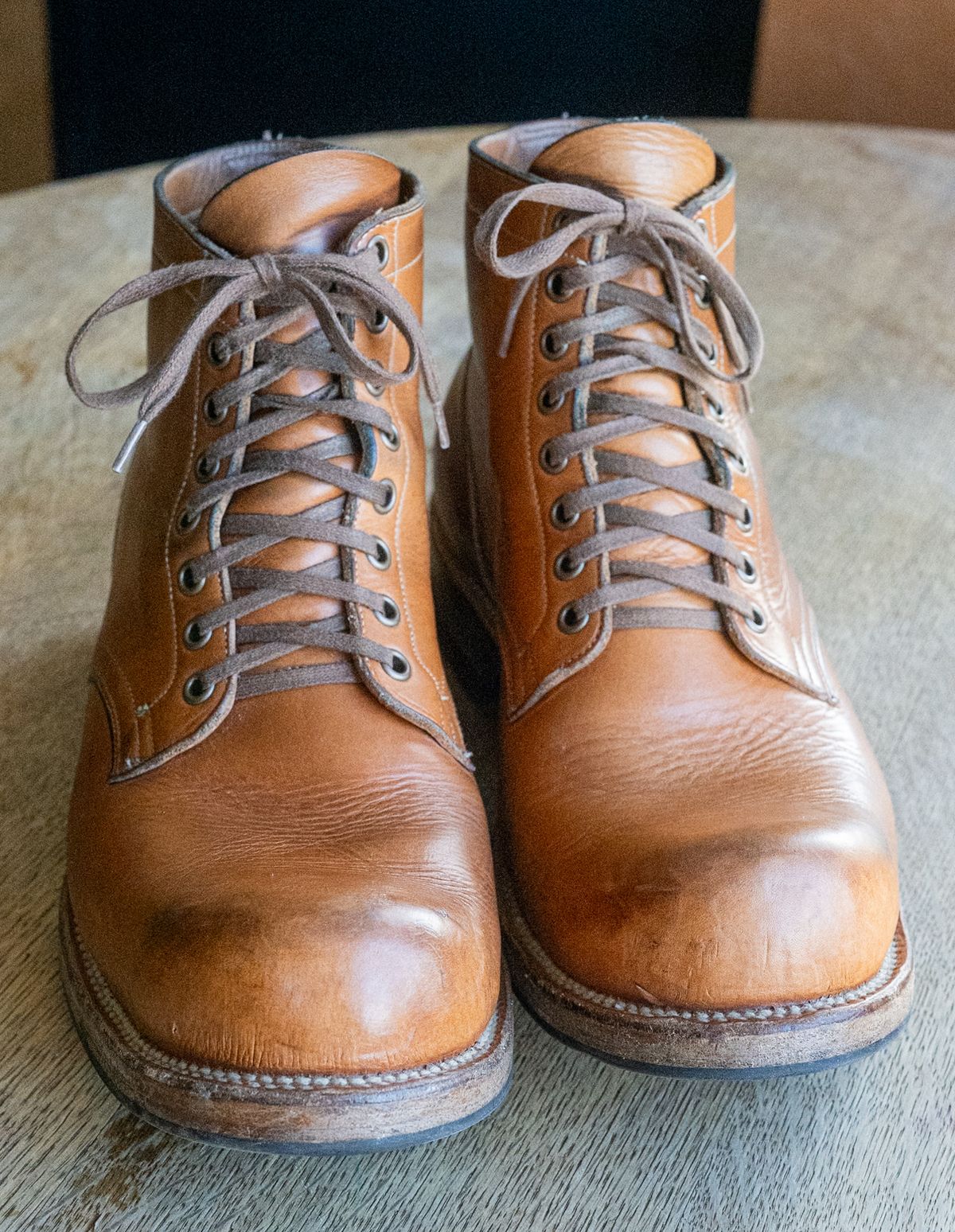 Photo by rustic.boots on February 1, 2025 of the Viberg Service Boot in Horween Raw Natural Wolly Chromexcel.