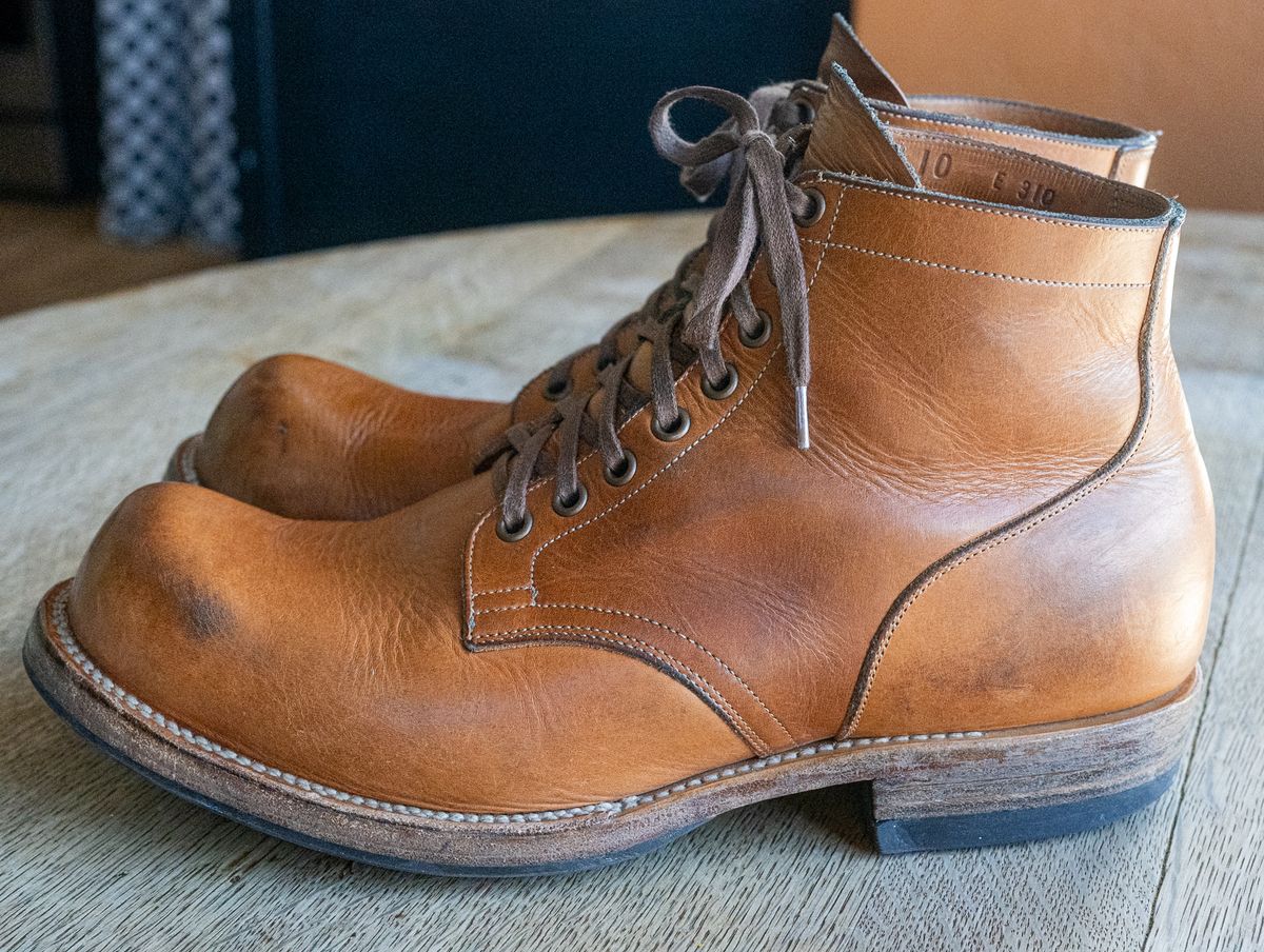 Photo by rustic.boots on February 1, 2025 of the Viberg Service Boot in Horween Raw Natural Wolly Chromexcel.