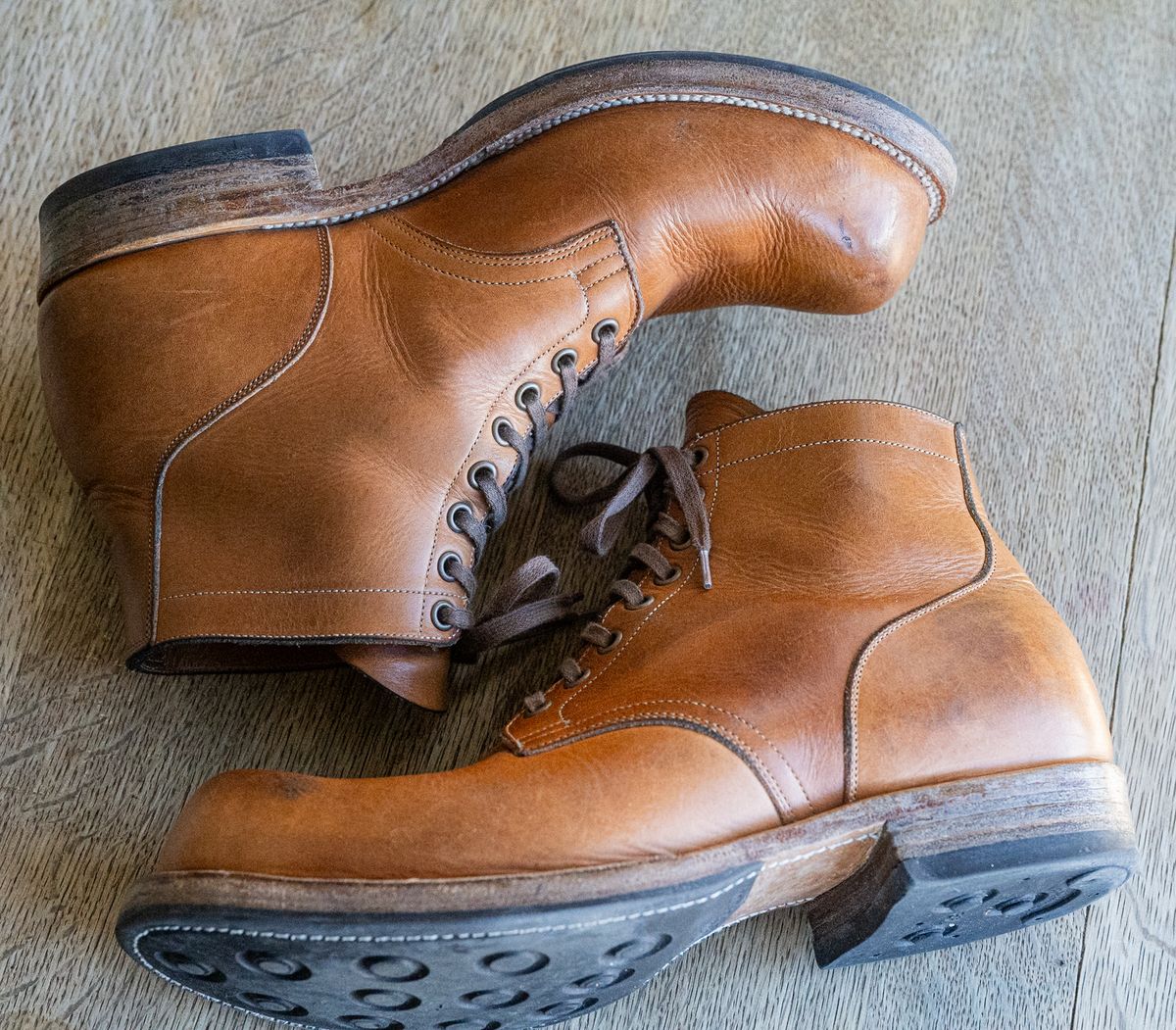 Photo by rustic.boots on February 1, 2025 of the Viberg Service Boot in Horween Raw Natural Wolly Chromexcel.