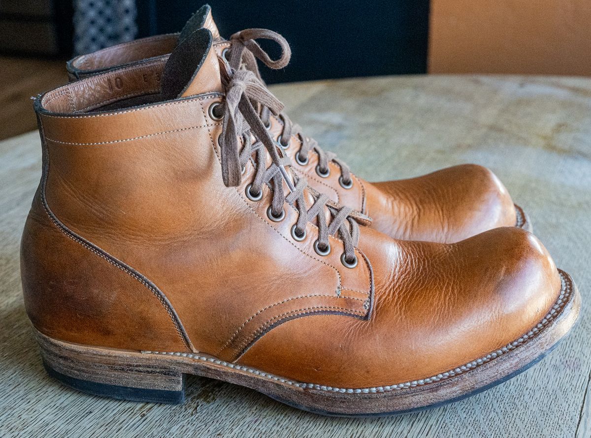 Photo by rustic.boots on February 1, 2025 of the Viberg Service Boot in Horween Raw Natural Wolly Chromexcel.