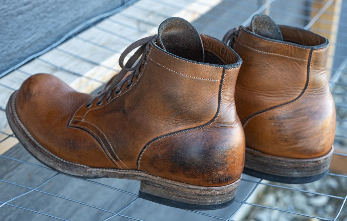 Photo by rustic.boots on March 1, 2025 of the Viberg Service Boot in Horween Raw Natural Wolly Chromexcel.