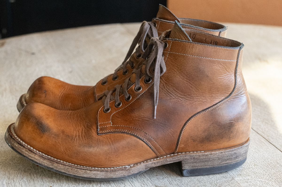 Photo by rustic.boots on March 1, 2025 of the Viberg Service Boot in Horween Raw Natural Wolly Chromexcel.