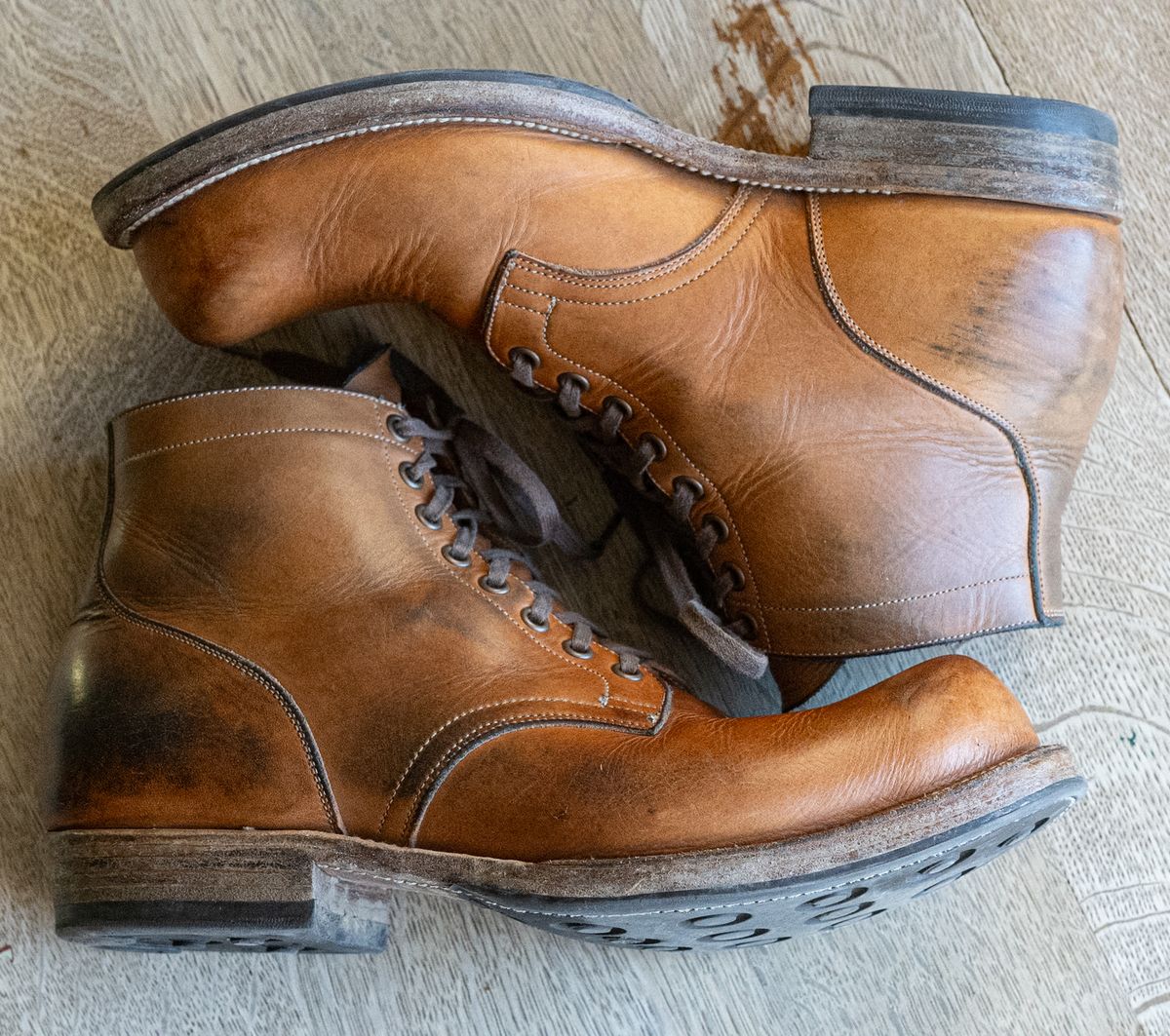 Photo by rustic.boots on March 1, 2025 of the Viberg Service Boot in Horween Raw Natural Wolly Chromexcel.