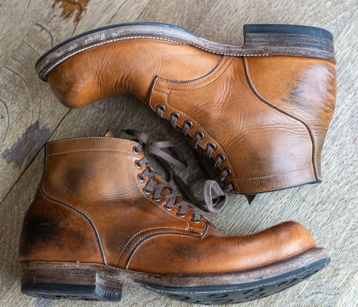 Photo by rustic.boots on April 3, 2025 of the Viberg Service Boot in Horween Raw Natural Wolly Chromexcel.