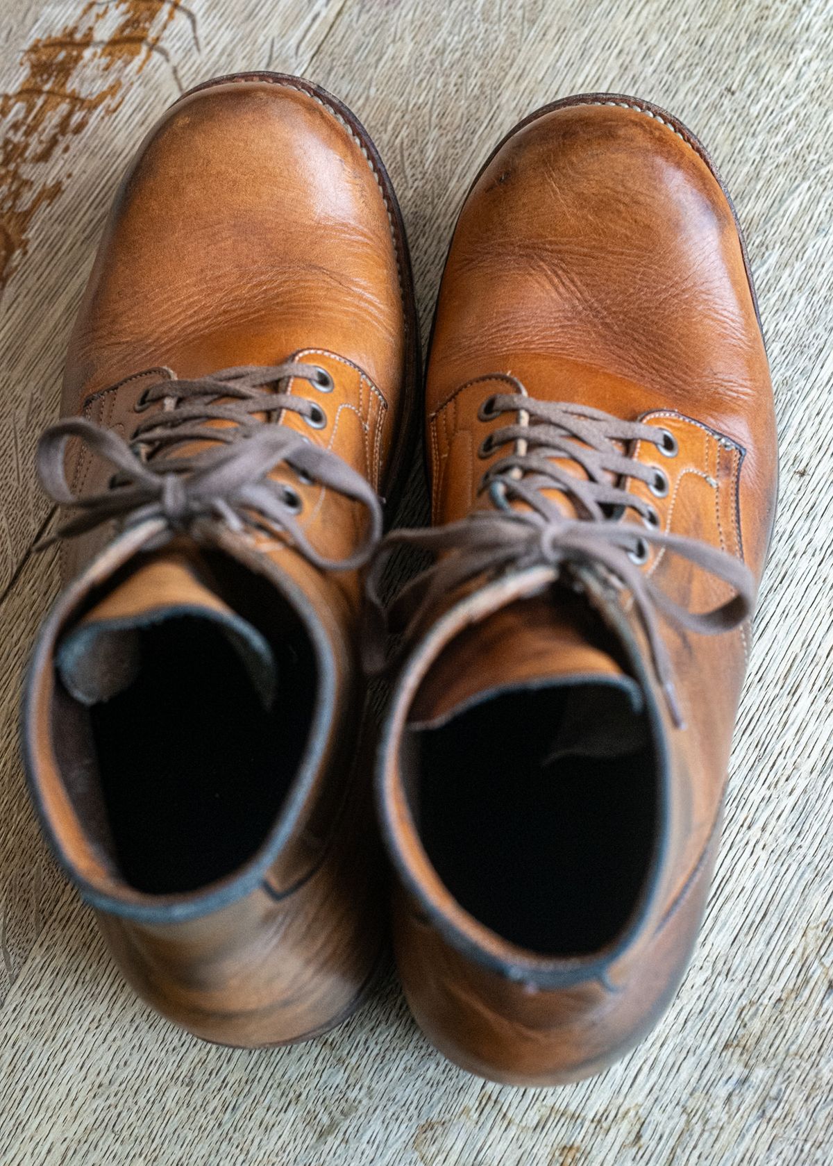 Photo by rustic.boots on April 3, 2025 of the Viberg Service Boot in Horween Raw Natural Wolly Chromexcel.