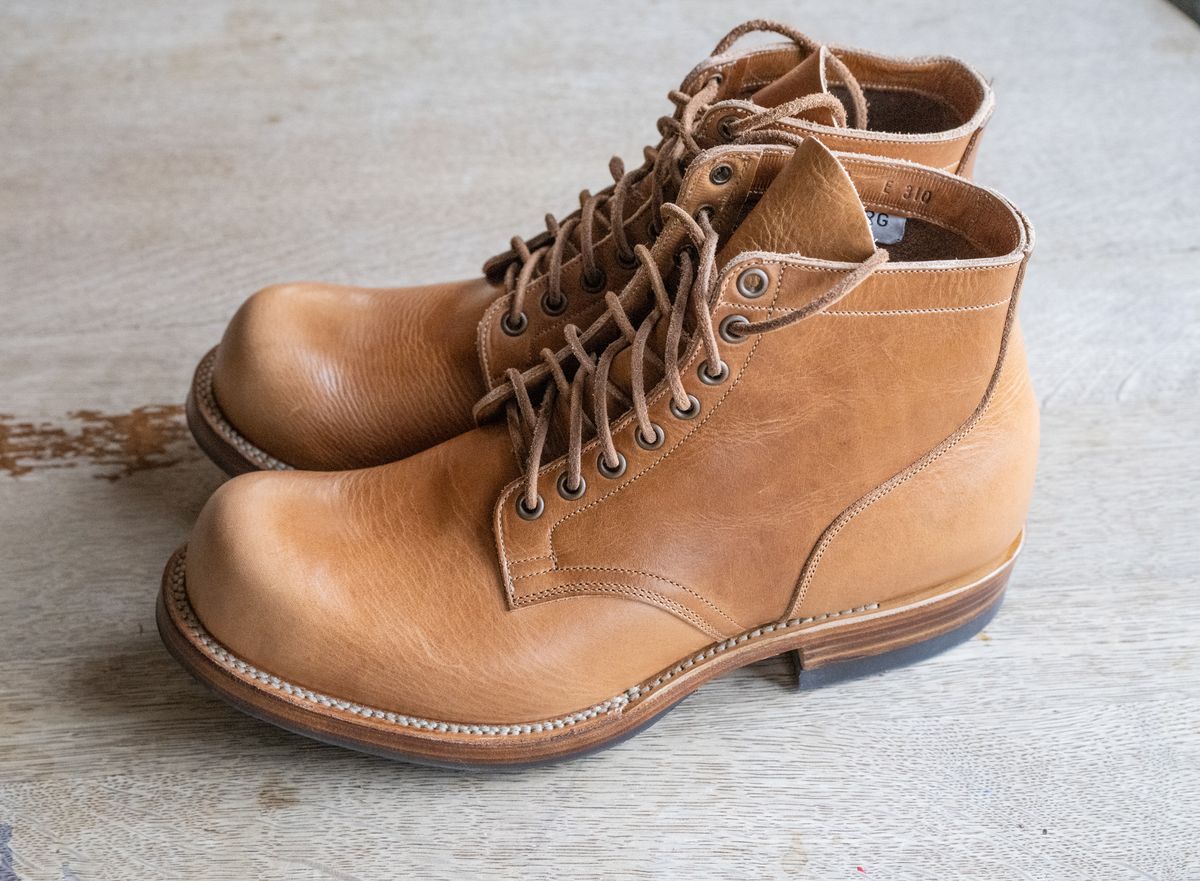Photo by rustic.boots on October 2, 2024 of the Viberg Service Boot in Horween Raw Natural Wolly Chromexcel.
