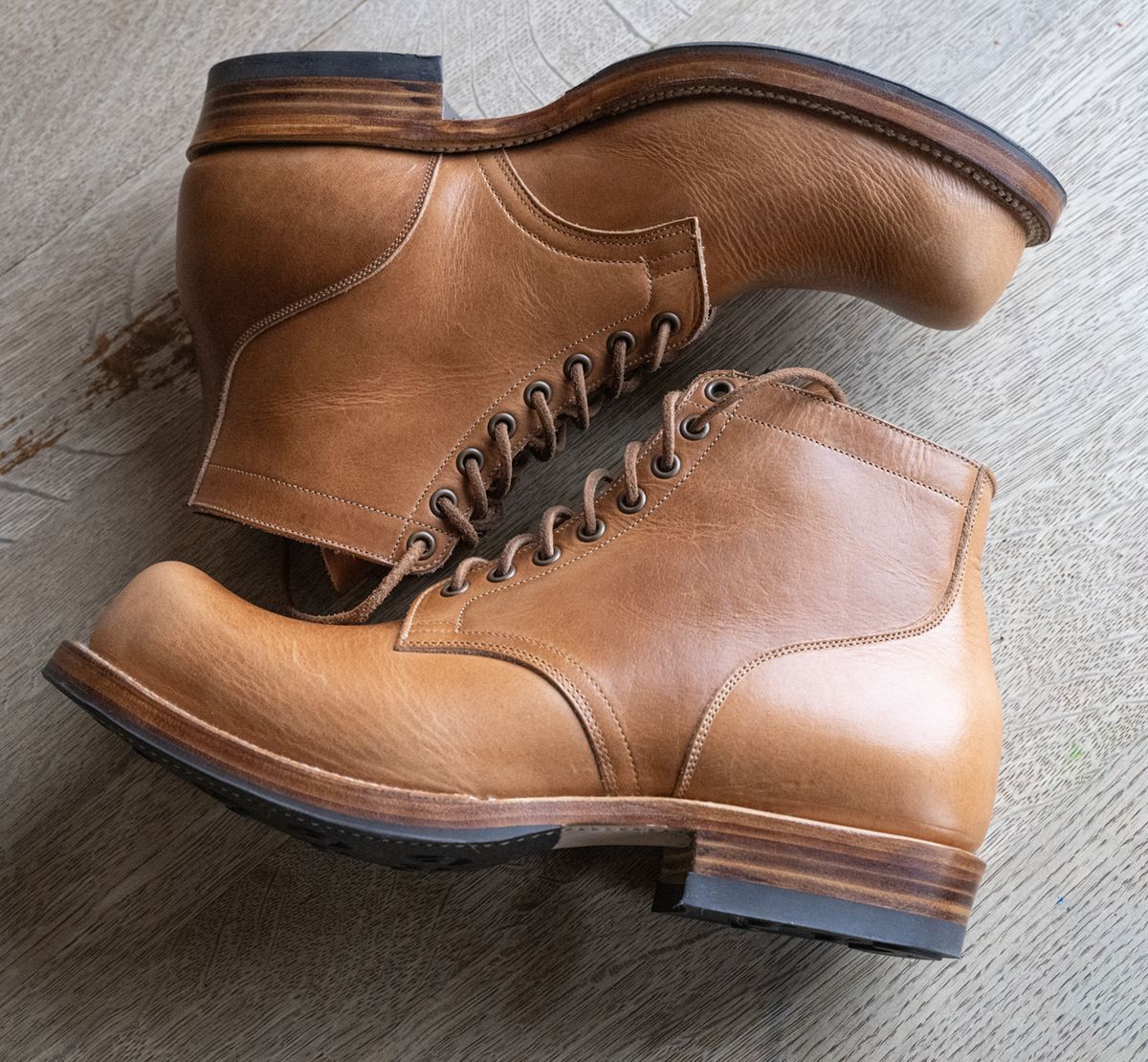 Photo by rustic.boots on October 2, 2024 of the Viberg Service Boot in Horween Raw Natural Wolly Chromexcel.