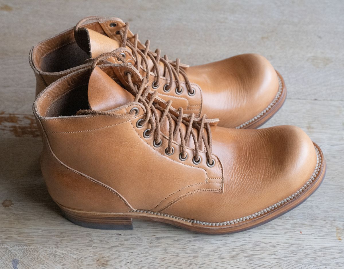 Photo by rustic.boots on October 2, 2024 of the Viberg Service Boot in Horween Raw Natural Wolly Chromexcel.
