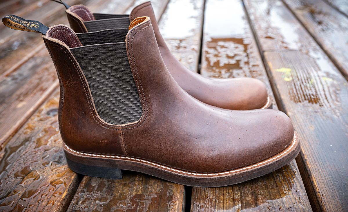 Photo by rustic.boots on October 2, 2023 of the Rolling Dub Trio Stan in Horween Brown Chromexcel.