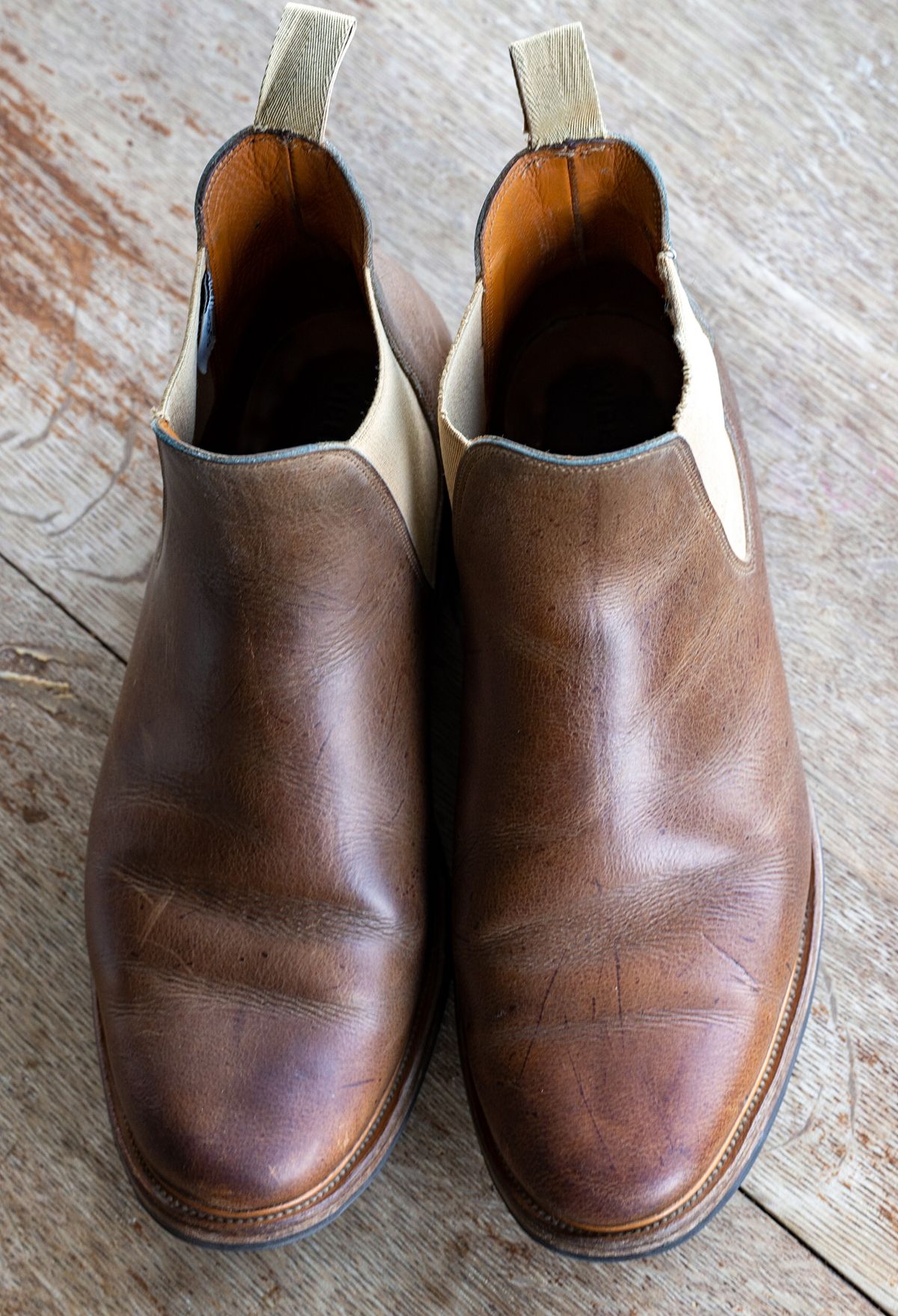 Photo by rustic.boots on March 4, 2023 of the Viberg Chelsea in C.F. Stead Camel Hair Waxed Kudu.