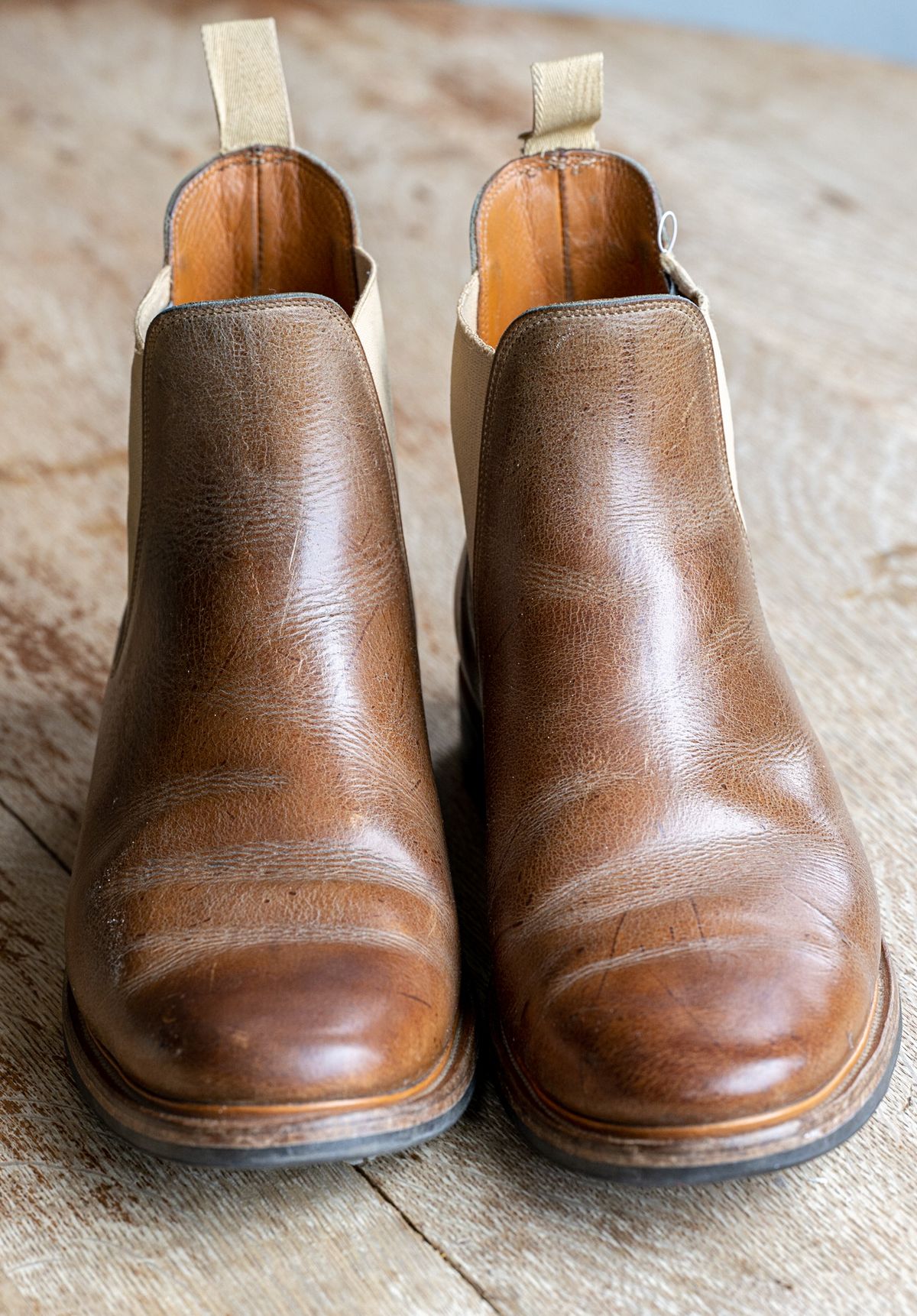 Photo by rustic.boots on April 4, 2023 of the Viberg Chelsea in C.F. Stead Camel Hair Waxed Kudu.