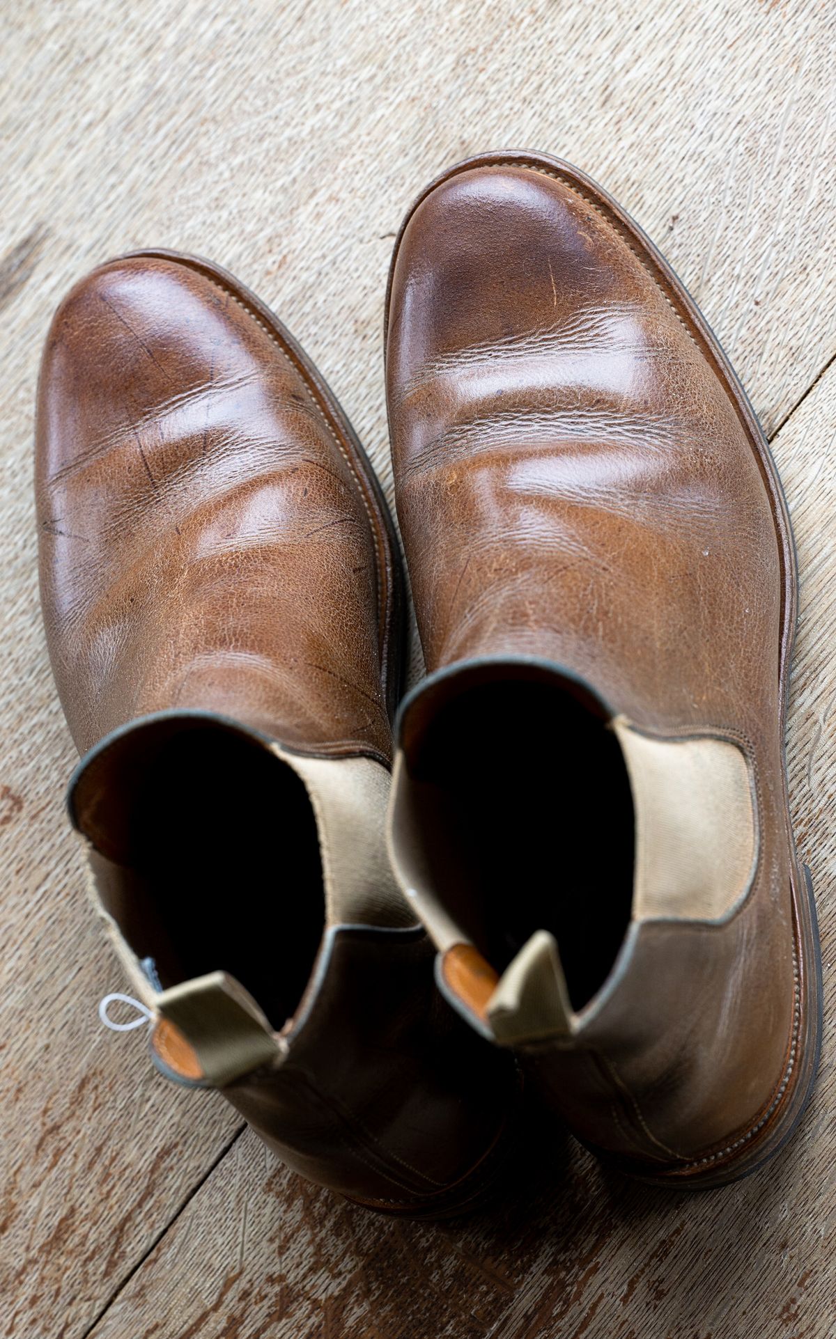 Photo by rustic.boots on April 4, 2023 of the Viberg Chelsea in C.F. Stead Camel Hair Waxed Kudu.