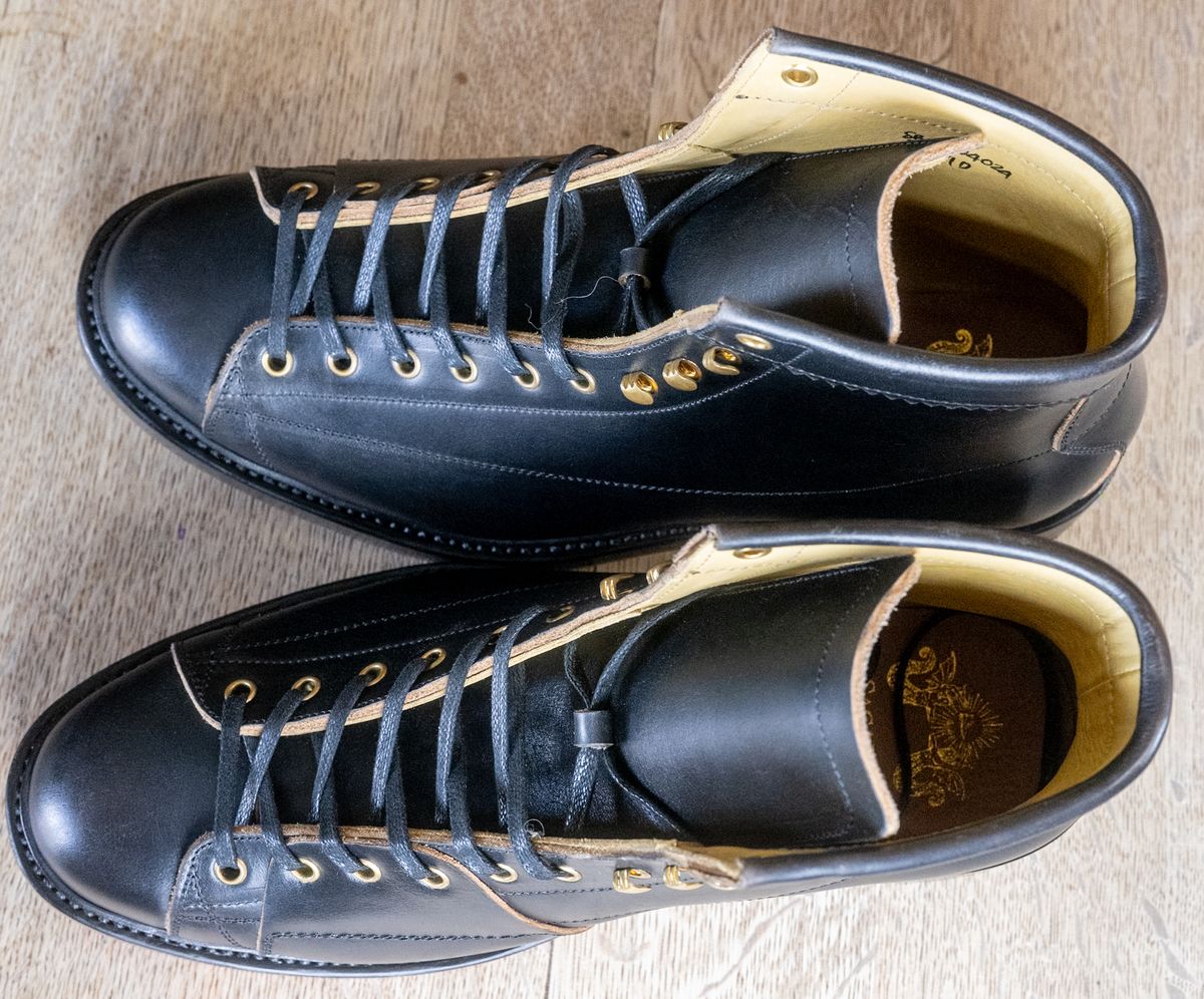 Photo by rustic.boots on October 2, 2025 of the Sagara Cordmaster in Black Rust Arborwax.