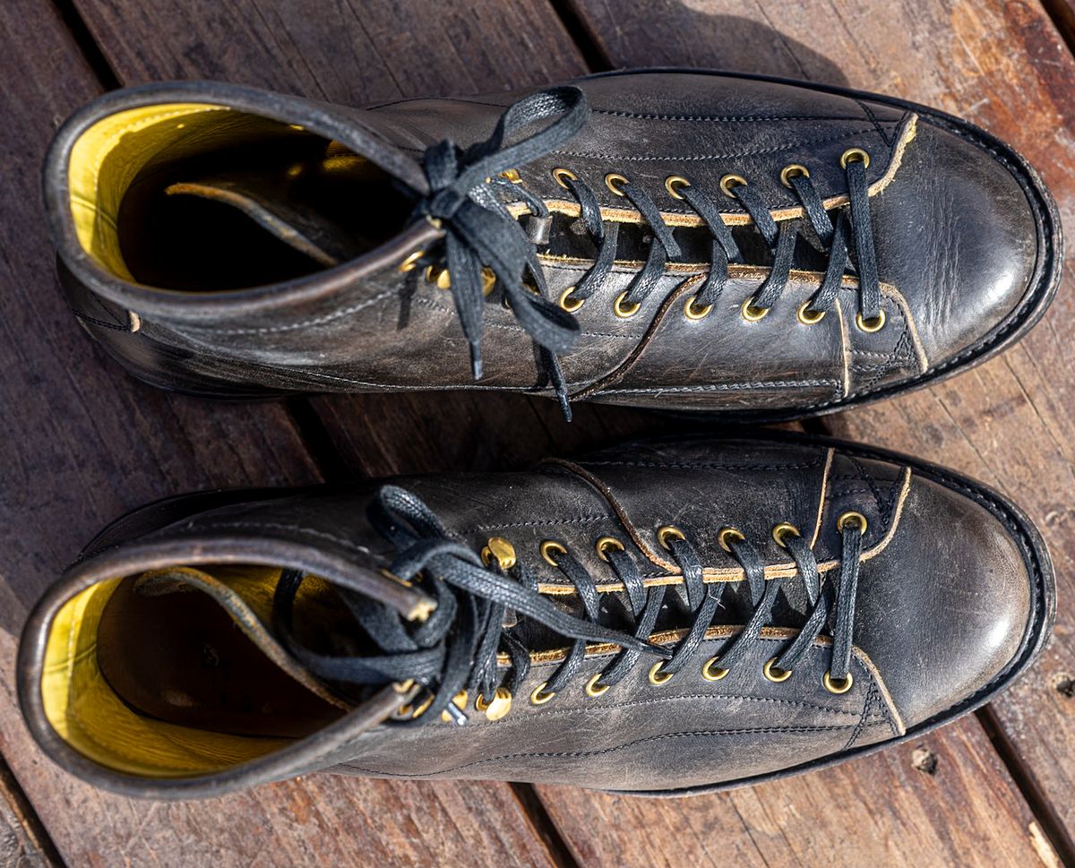 Photo by rustic.boots on February 1, 2026 of the Sagara Cordmaster in Black Rust Arborwax.