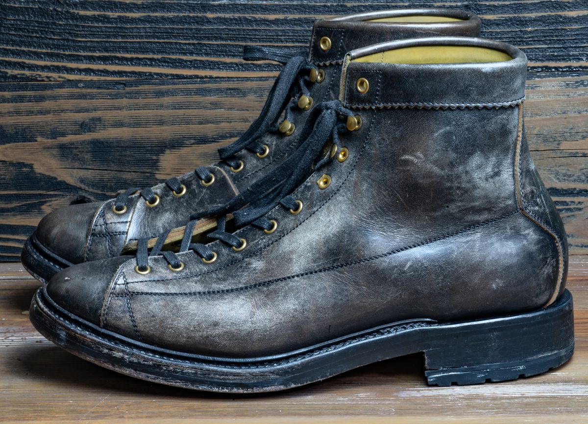 Photo by rustic.boots on March 23, 2026 of the Sagara Cordmaster in Black Rust Arborwax.