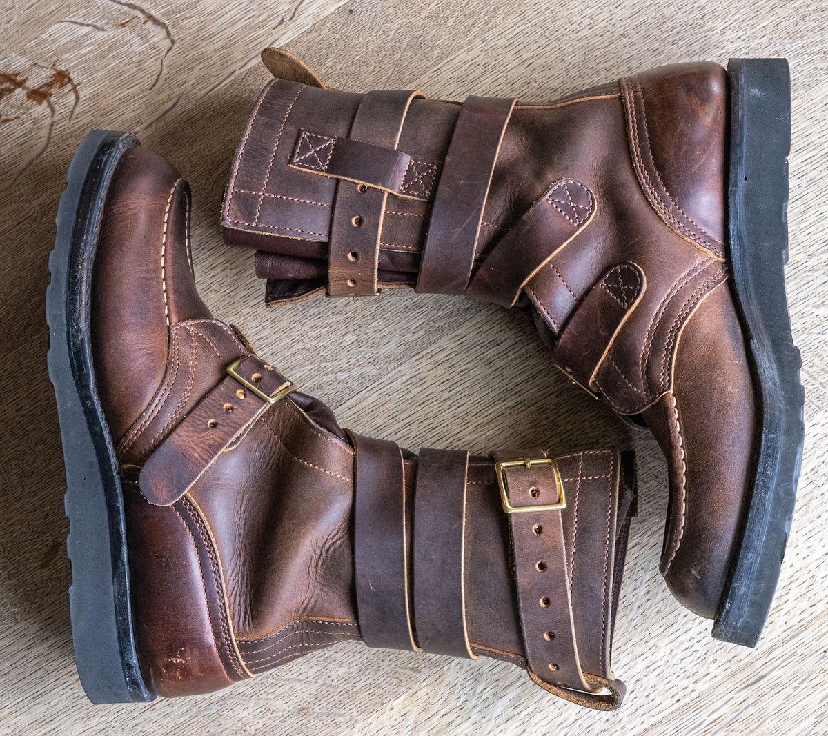 Photo by rustic.boots on November 3, 2025 of the Nicks TankerPro in Horween Orange Predator.