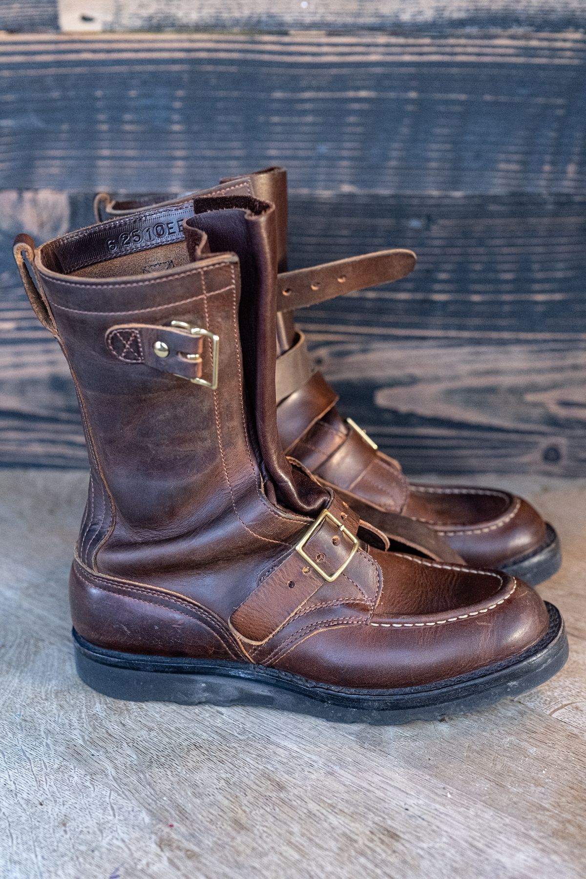 Photo by rustic.boots on December 29, 2025 of the Nicks TankerPro in Horween Orange Predator.