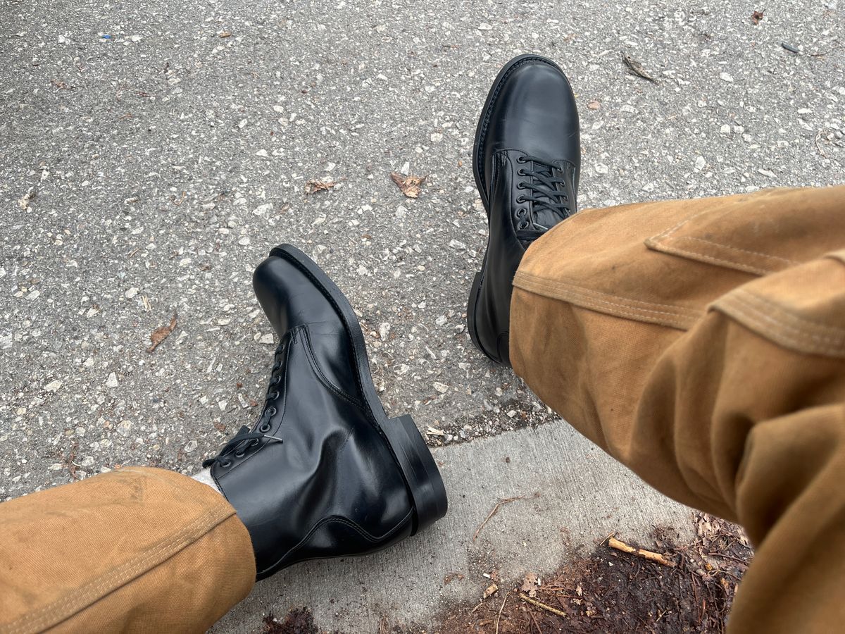 Photo by BigMunnyMunro on November 6, 2024 of the Unknown Maker Service Boot in Unknown Leather.