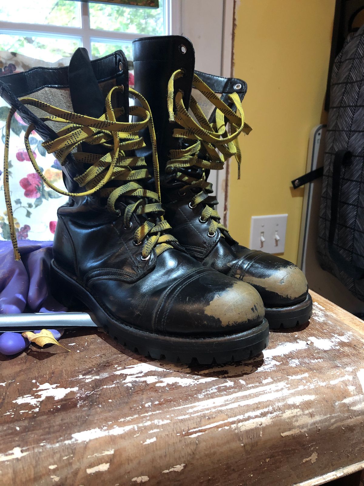 Photo by BigMunnyMunro on September 24, 2023 of the H.H. Brown Garrison Dress Boot in Black Corrected Grain Hi Shine “Teacore”.