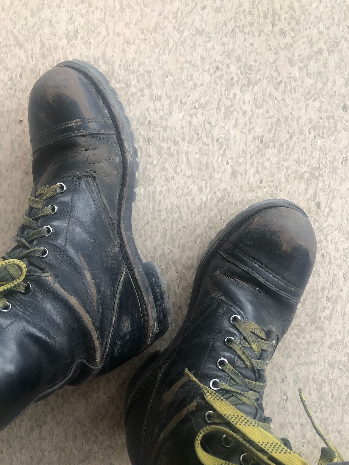 Photo by BigMunnyMunro on February 16, 2024 of the H.H. Brown Garrison Dress Boot in Black Corrected Grain Hi Shine “Teacore”.