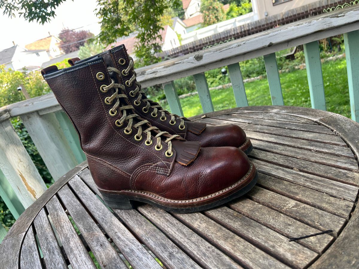 Photo by BigMunnyMunro on August 28, 2024 of the GREB 1960s Kodiak Steel Toe in Unknown Leather.